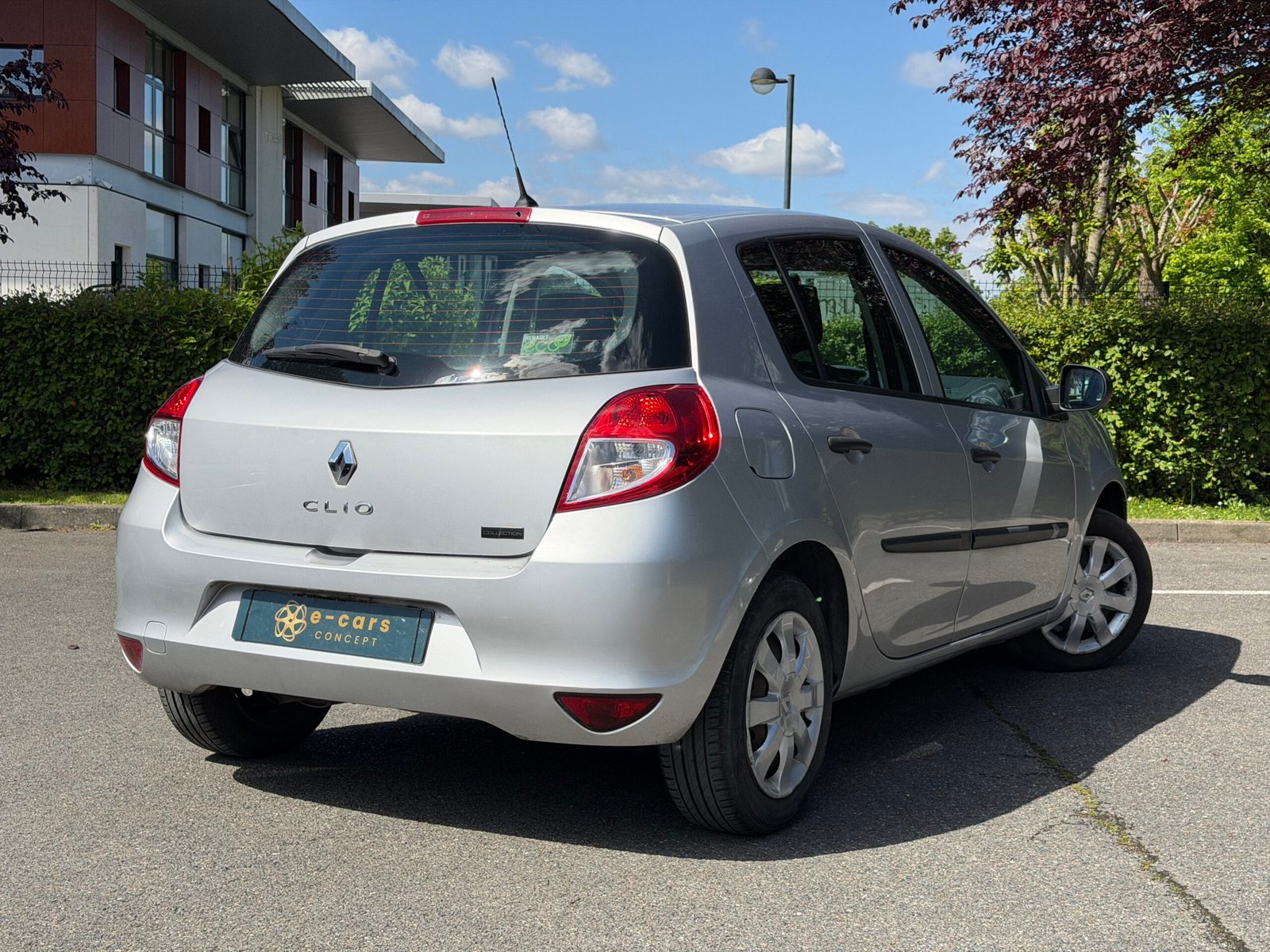 RENAULT Clio III 5 Portes Phase 2 1.5 dCi eco2 75 cv Alizé / Moteur 160 000KM / Idéal Jeune permis