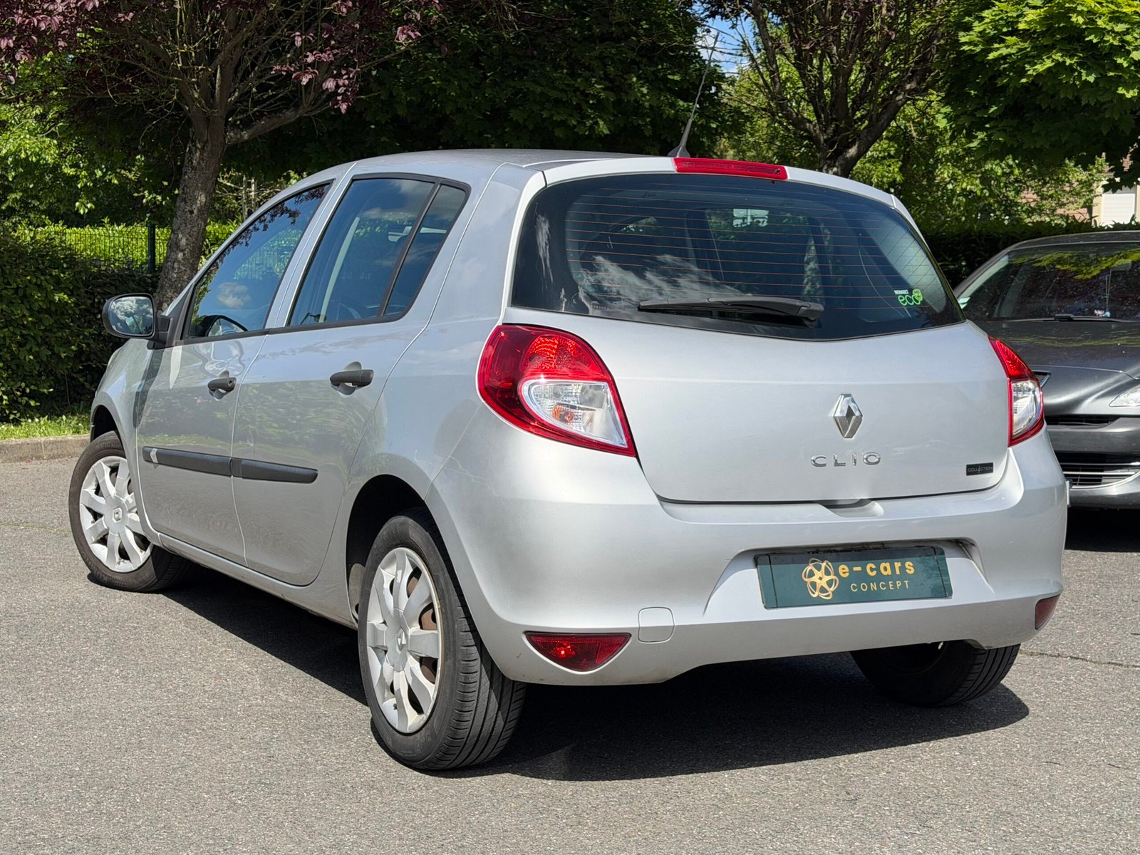 RENAULT Clio III 5 Portes Phase 2 1.5 dCi eco2 75 cv Alizé / Moteur 160 000KM / Idéal Jeune permis