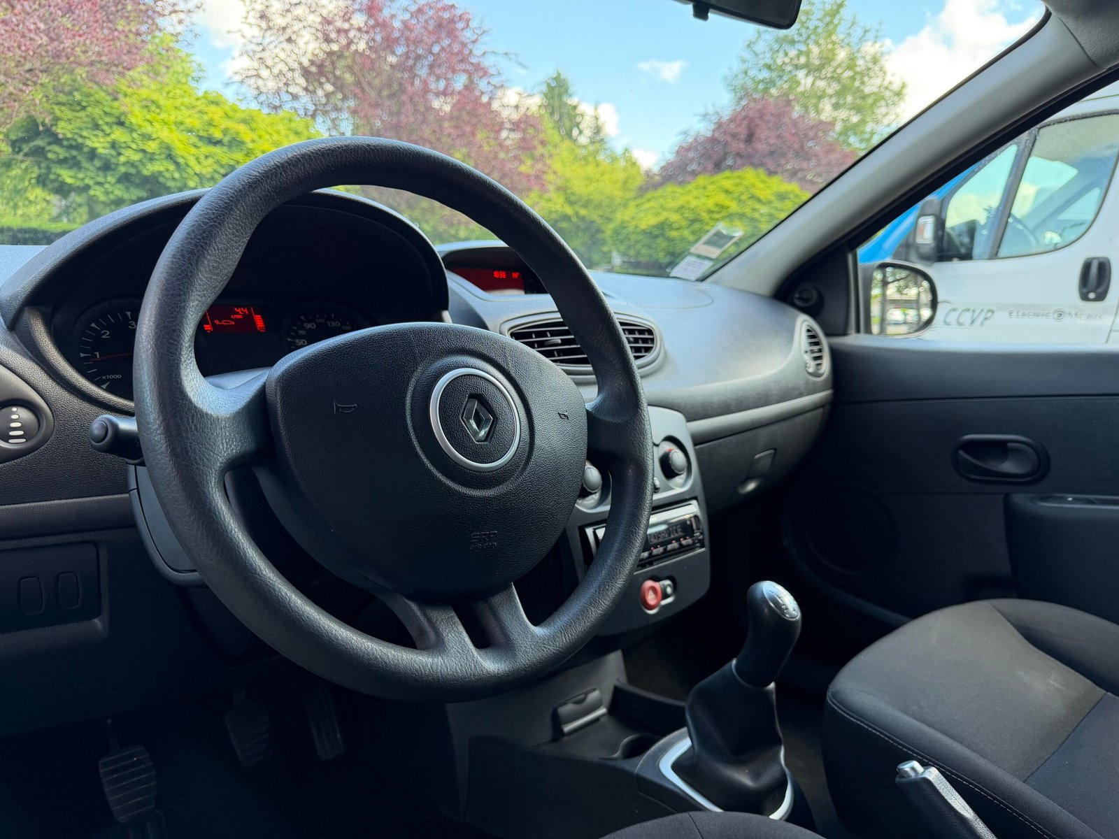 RENAULT Clio III 5 Portes Phase 2 1.5 dCi eco2 75 cv Alizé / Moteur 160 000KM / Idéal Jeune permis