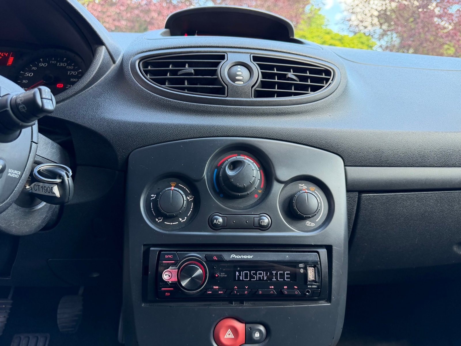 RENAULT Clio III 5 Portes Phase 2 1.5 dCi eco2 75 cv Alizé / Moteur 160 000KM / Idéal Jeune permis