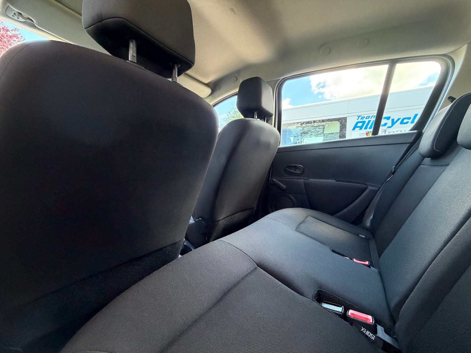 RENAULT Clio III 5 Portes Phase 2 1.5 dCi eco2 75 cv Alizé / Moteur 160 000KM / Idéal Jeune permis