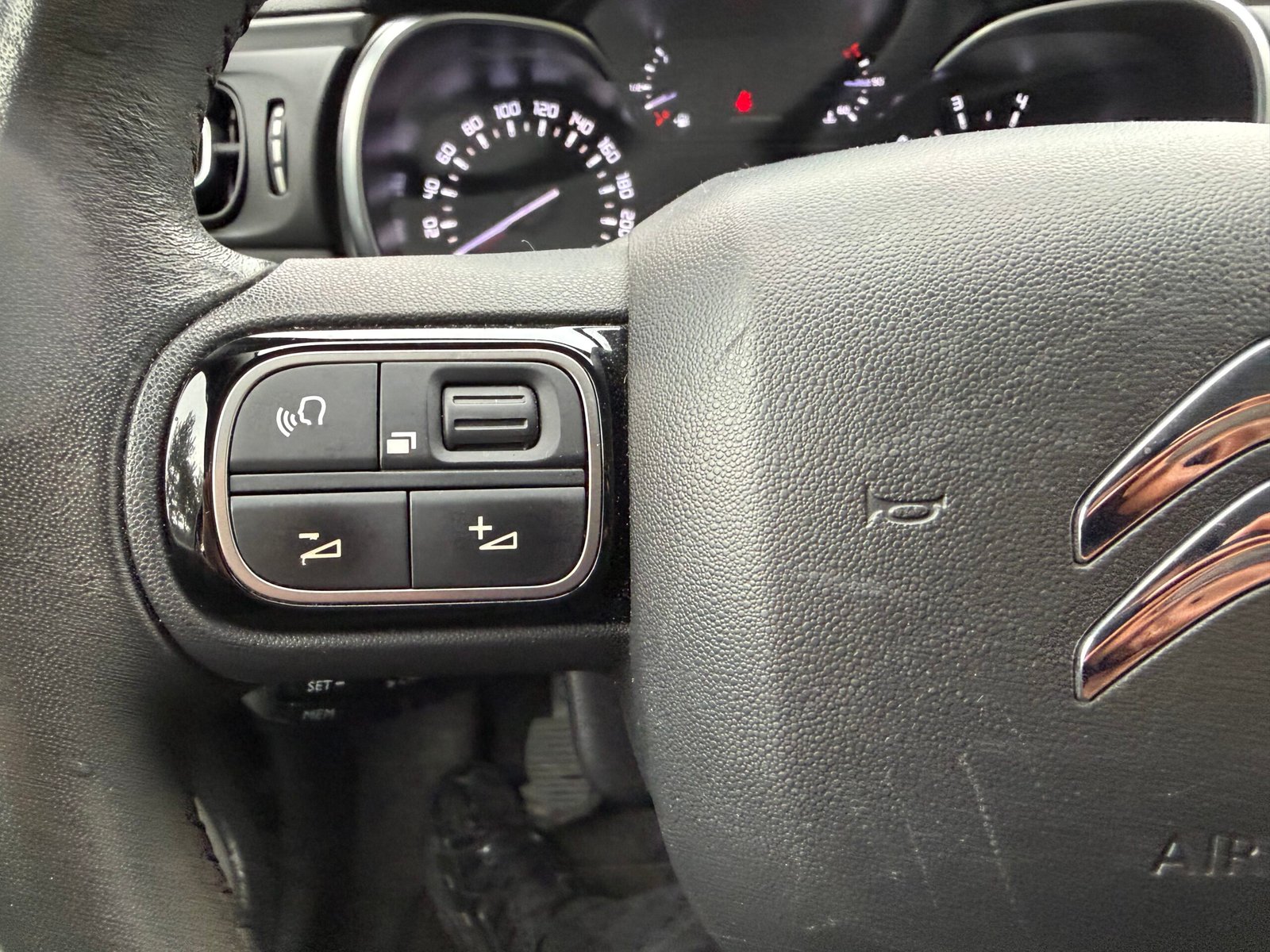 CITROEN C3 III 1.2 PURETECH 82 S&S SHINE