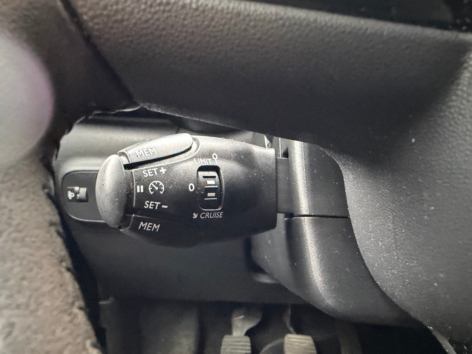CITROEN C3 III 1.2 PURETECH 82 S&S SHINE