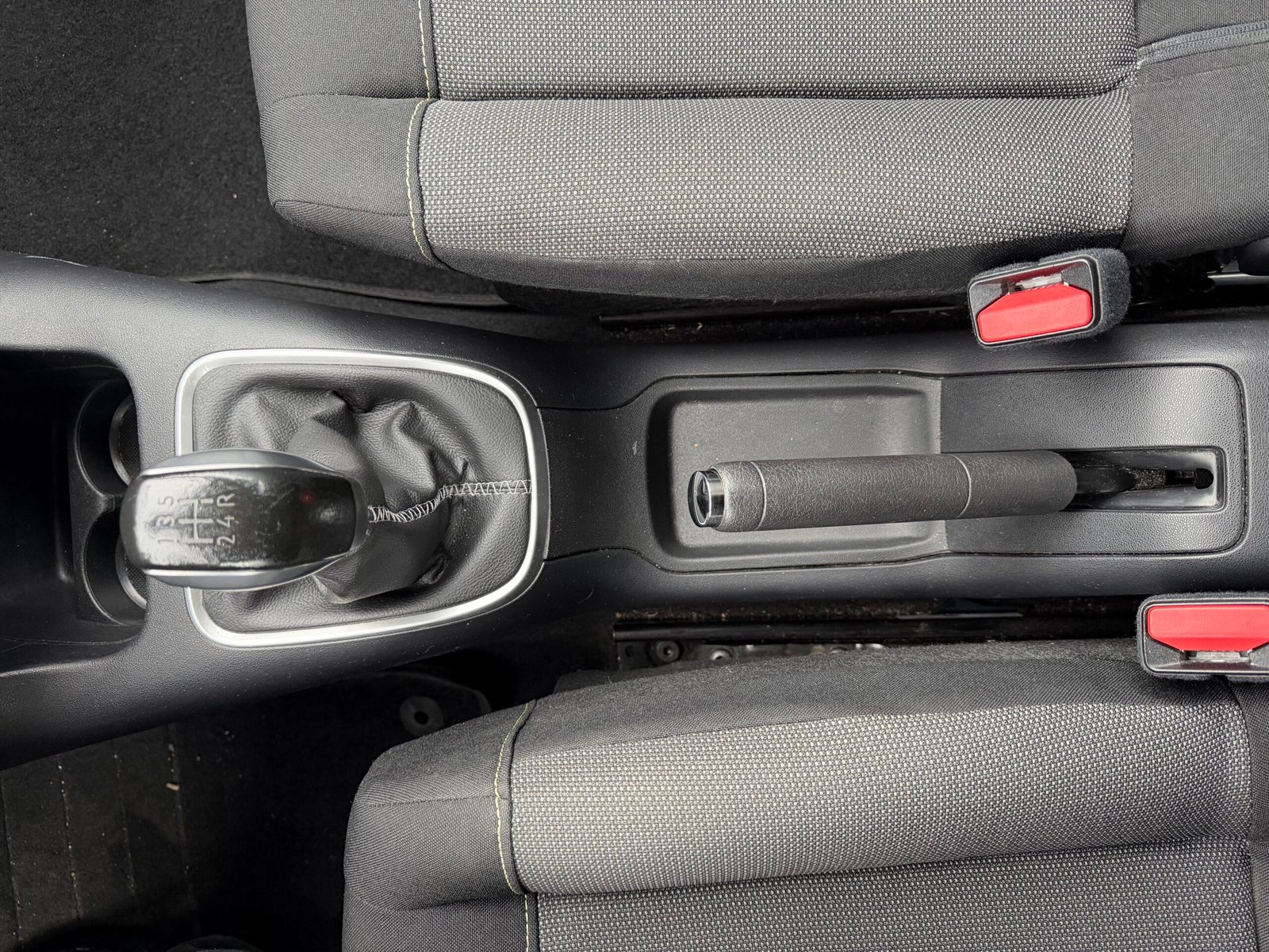 CITROEN C3 III 1.2 PURETECH 82 S&S SHINE