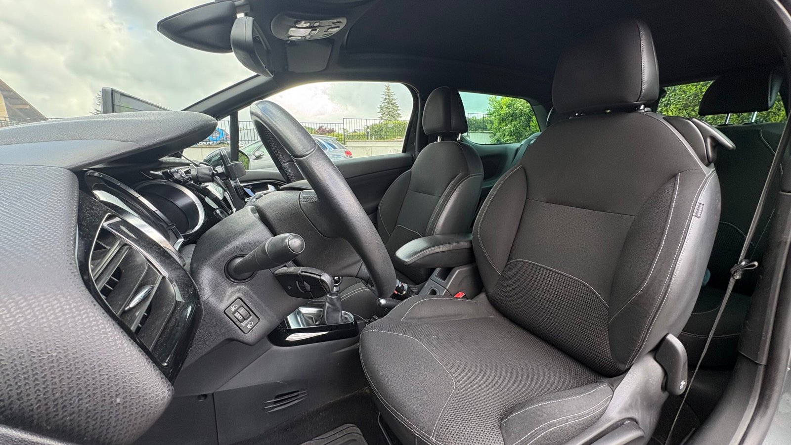 Citroën DS3 Cabriolet(2)  1.6 VTI 120cv