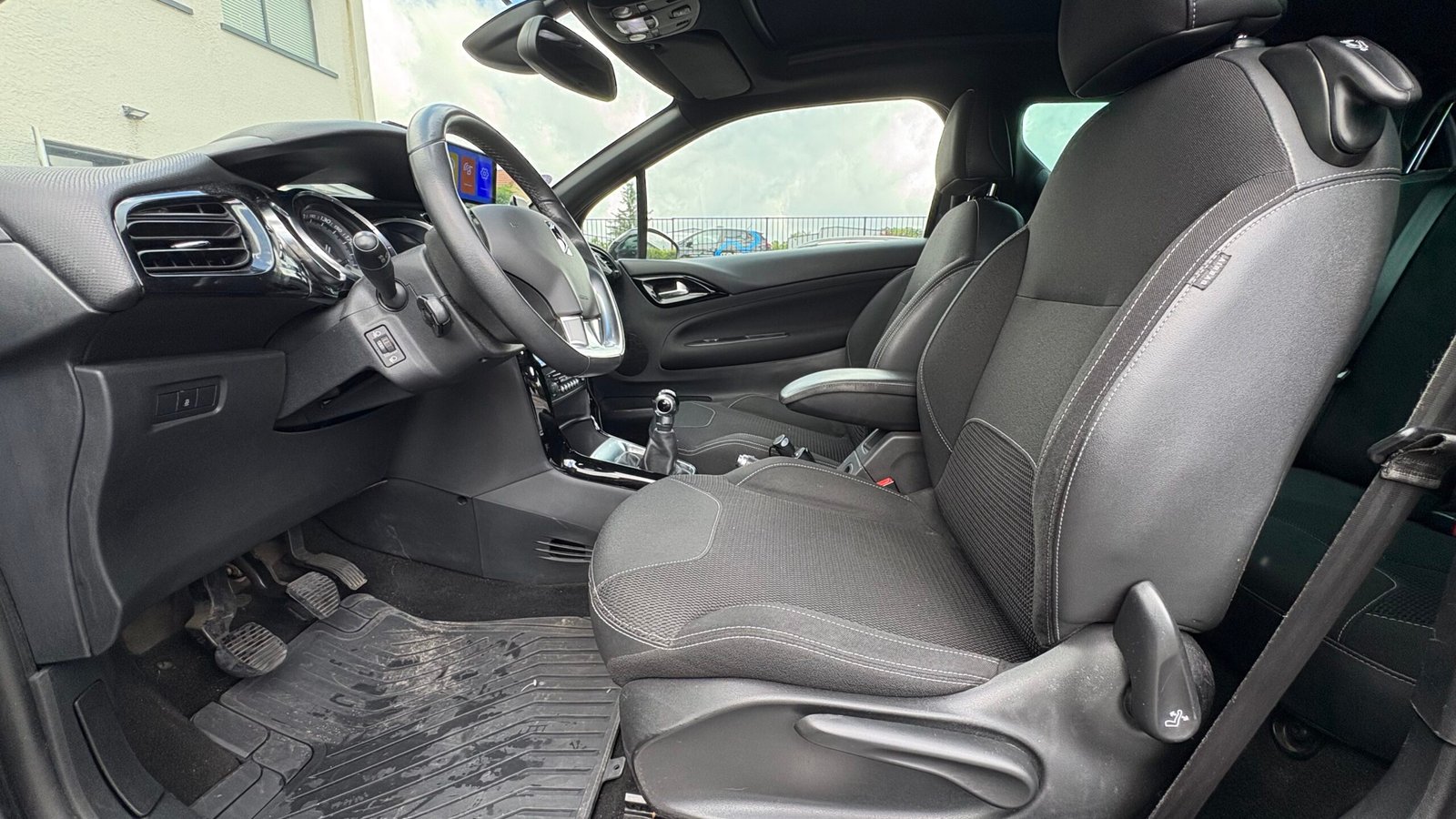 Citroën DS3 Cabriolet(2)  1.6 VTI 120cv