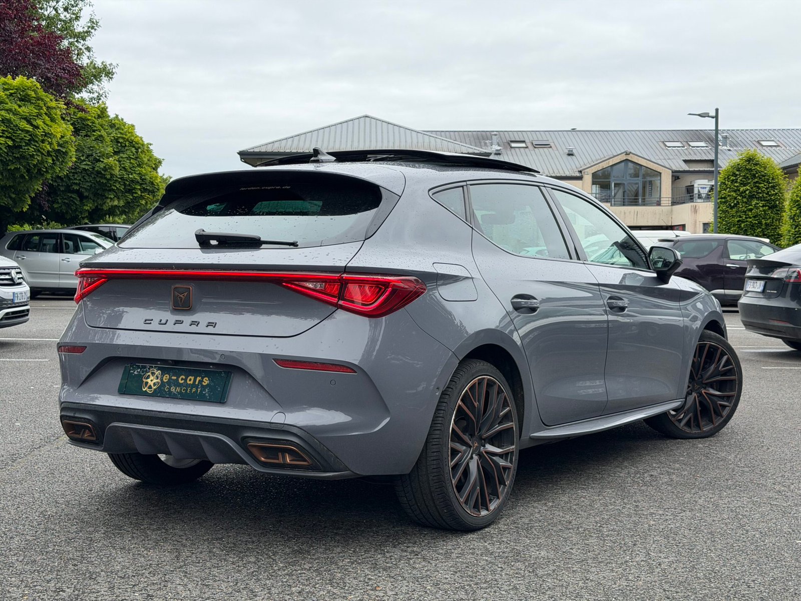 CUPRA Leon V e-hybrid 1.4 TSI 16V GPF 204 Plug in Hybrid DSG6 150 cv Boîte auto Vz