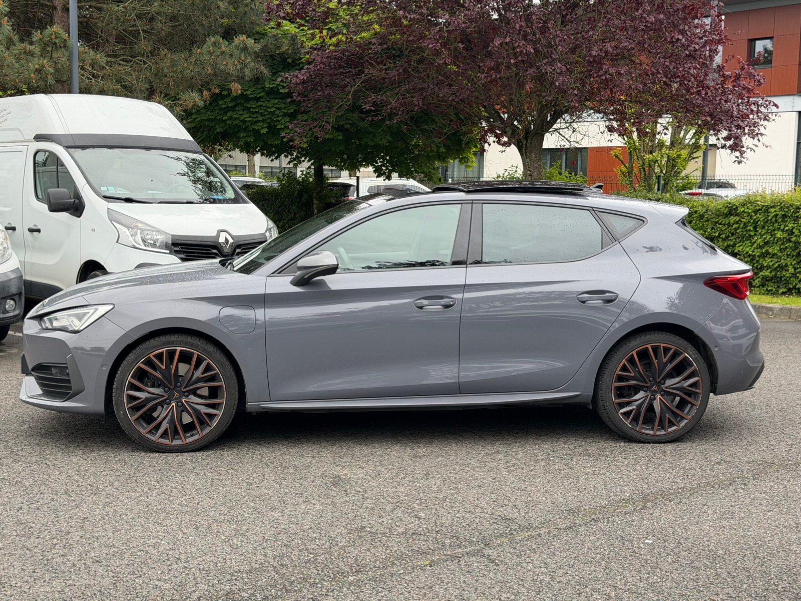 CUPRA Leon V e-hybrid 1.4 TSI 16V GPF 204 Plug in Hybrid DSG6 150 cv Boîte auto Vz