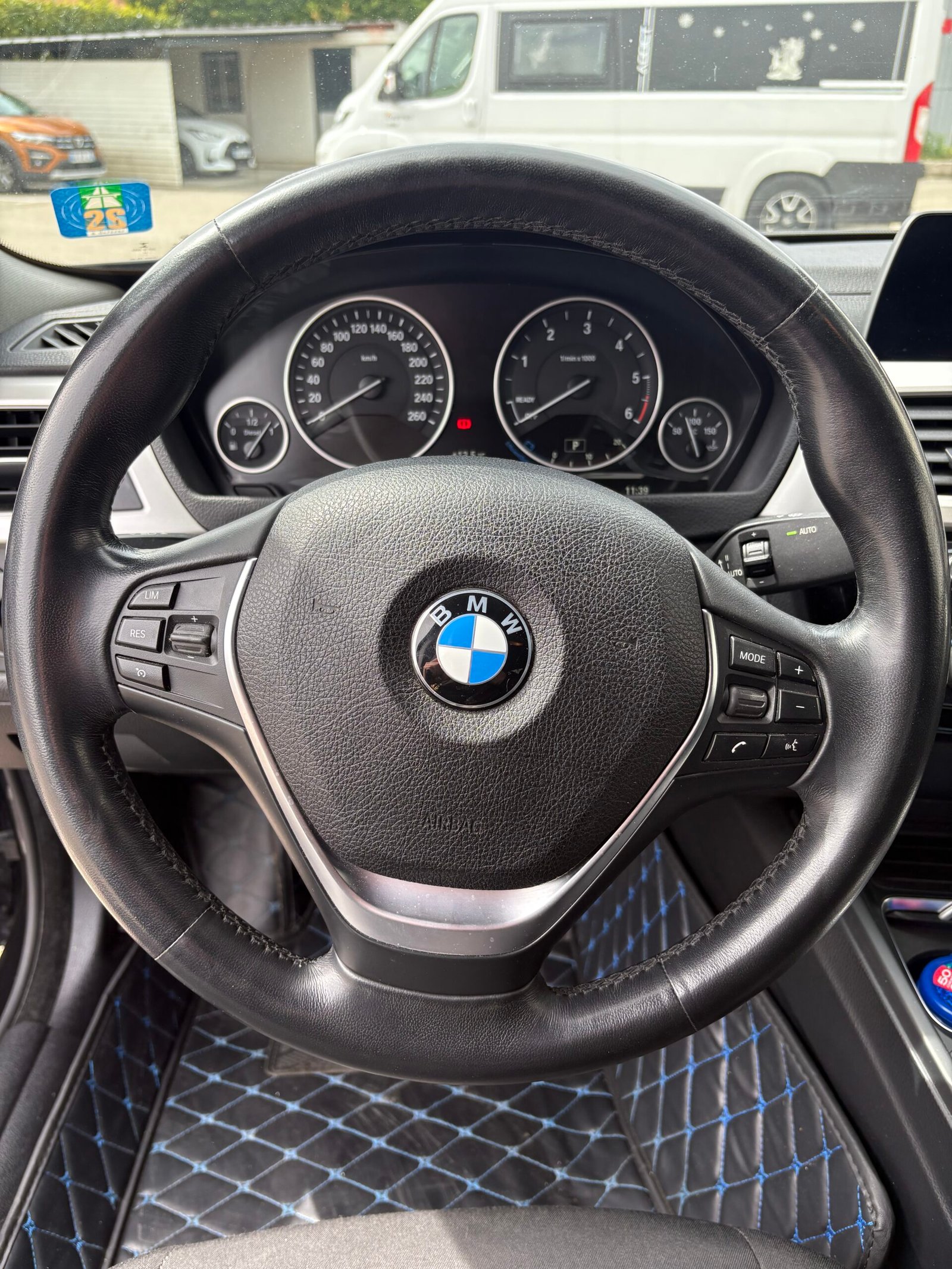 BMW Série 4 Grand Coupé (F36) 420d 190cv business BVA8