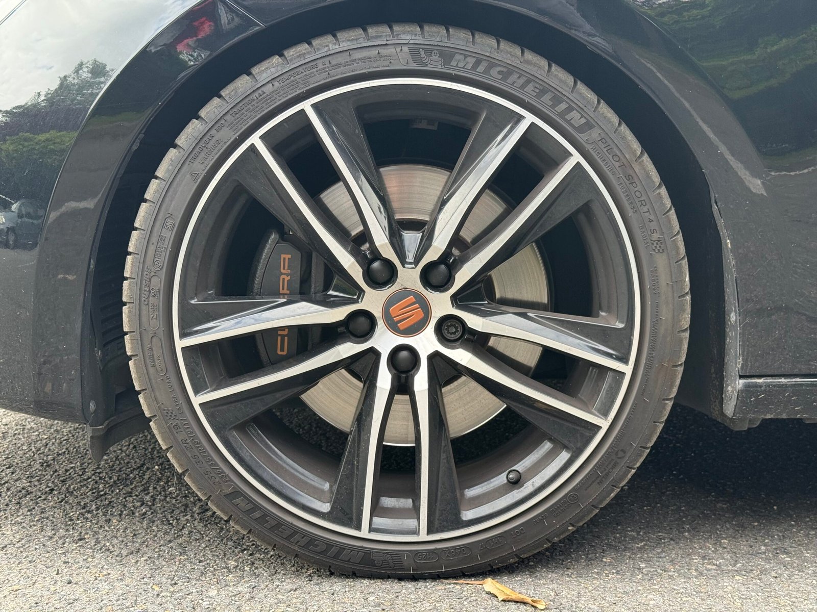 SEAT Leon Cupra III Phase 2 Cupra 2.0 TSI 16V DSG6 290 cv Boîte auto