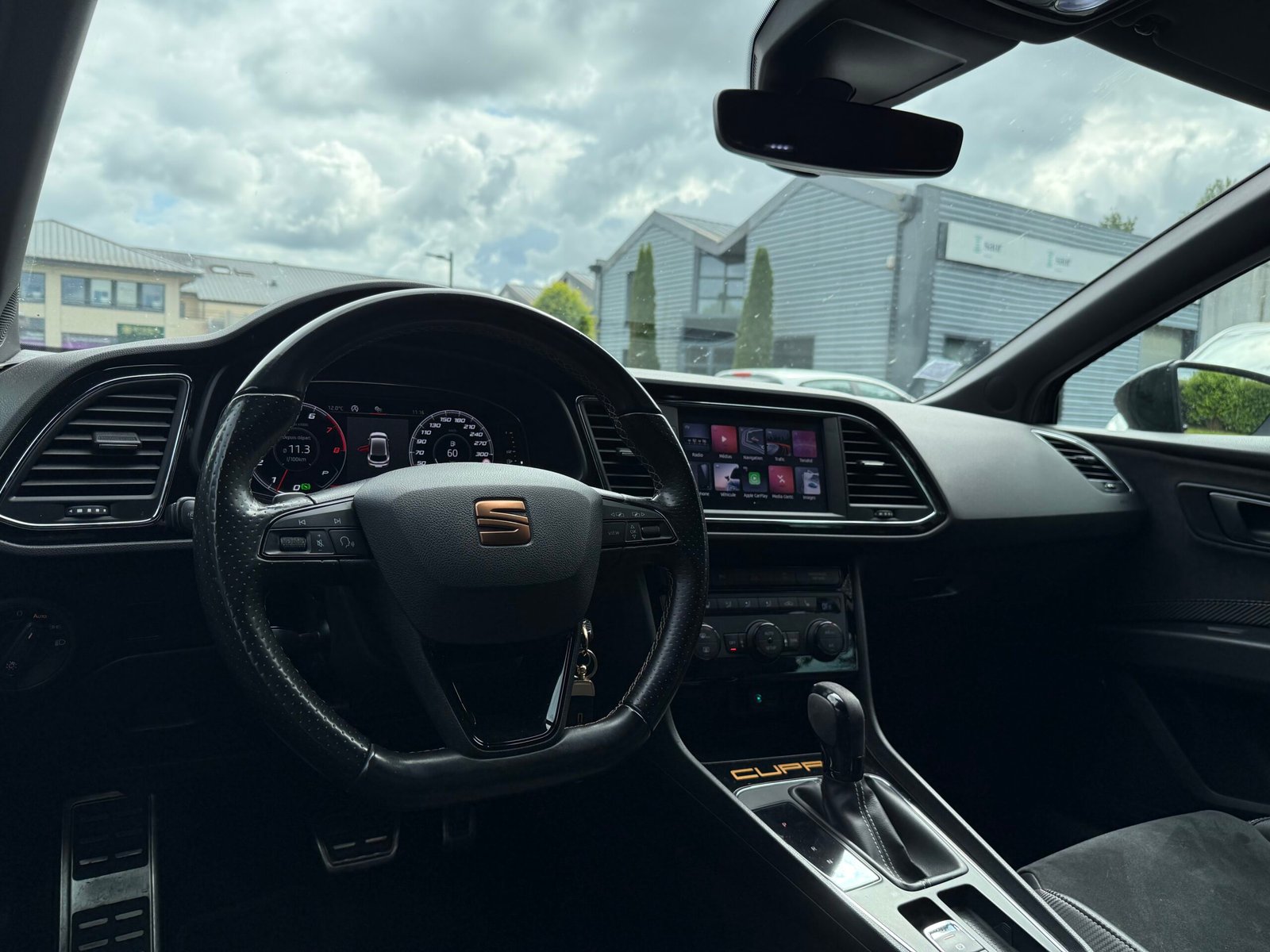 SEAT Leon Cupra III Phase 2 Cupra 2.0 TSI 16V DSG6 290 cv Boîte auto