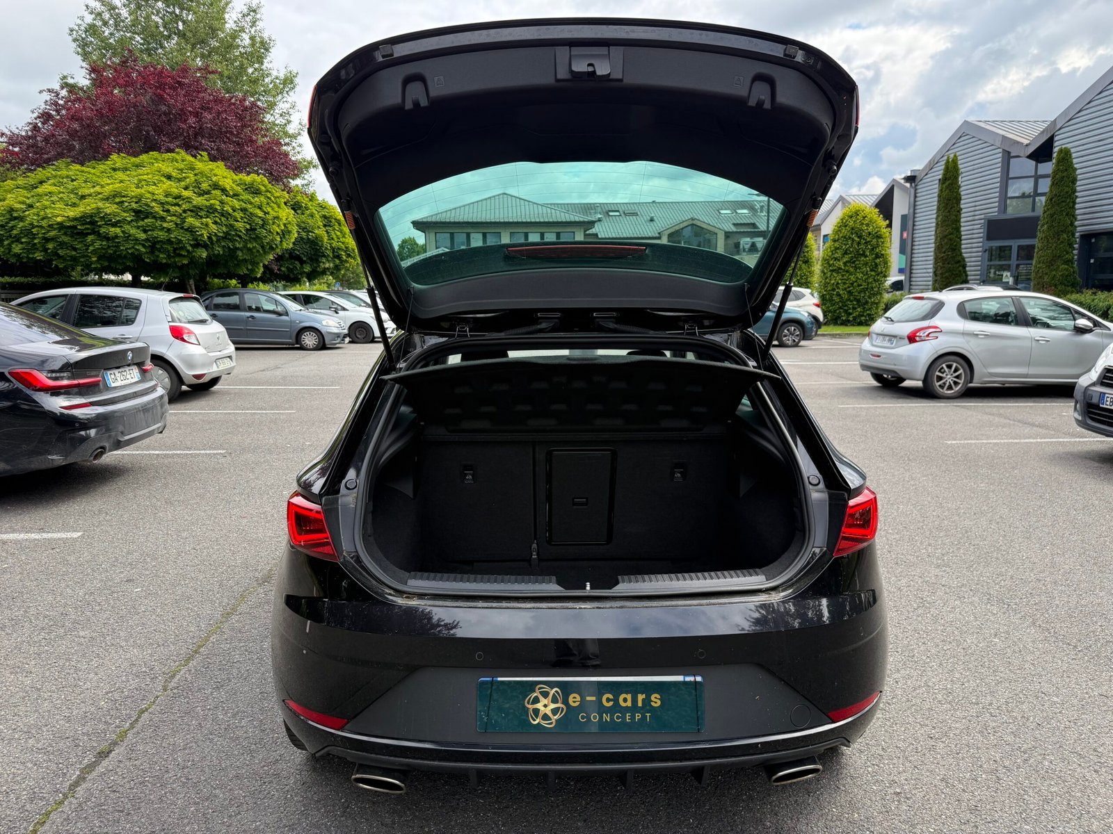 SEAT Leon Cupra III Phase 2 Cupra 2.0 TSI 16V DSG6 290 cv Boîte auto
