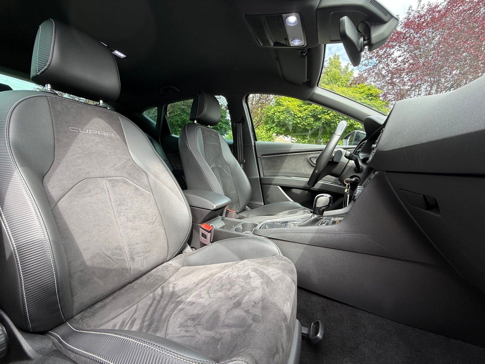 SEAT Leon Cupra III Phase 2 Cupra 2.0 TSI 16V DSG6 290 cv Boîte auto