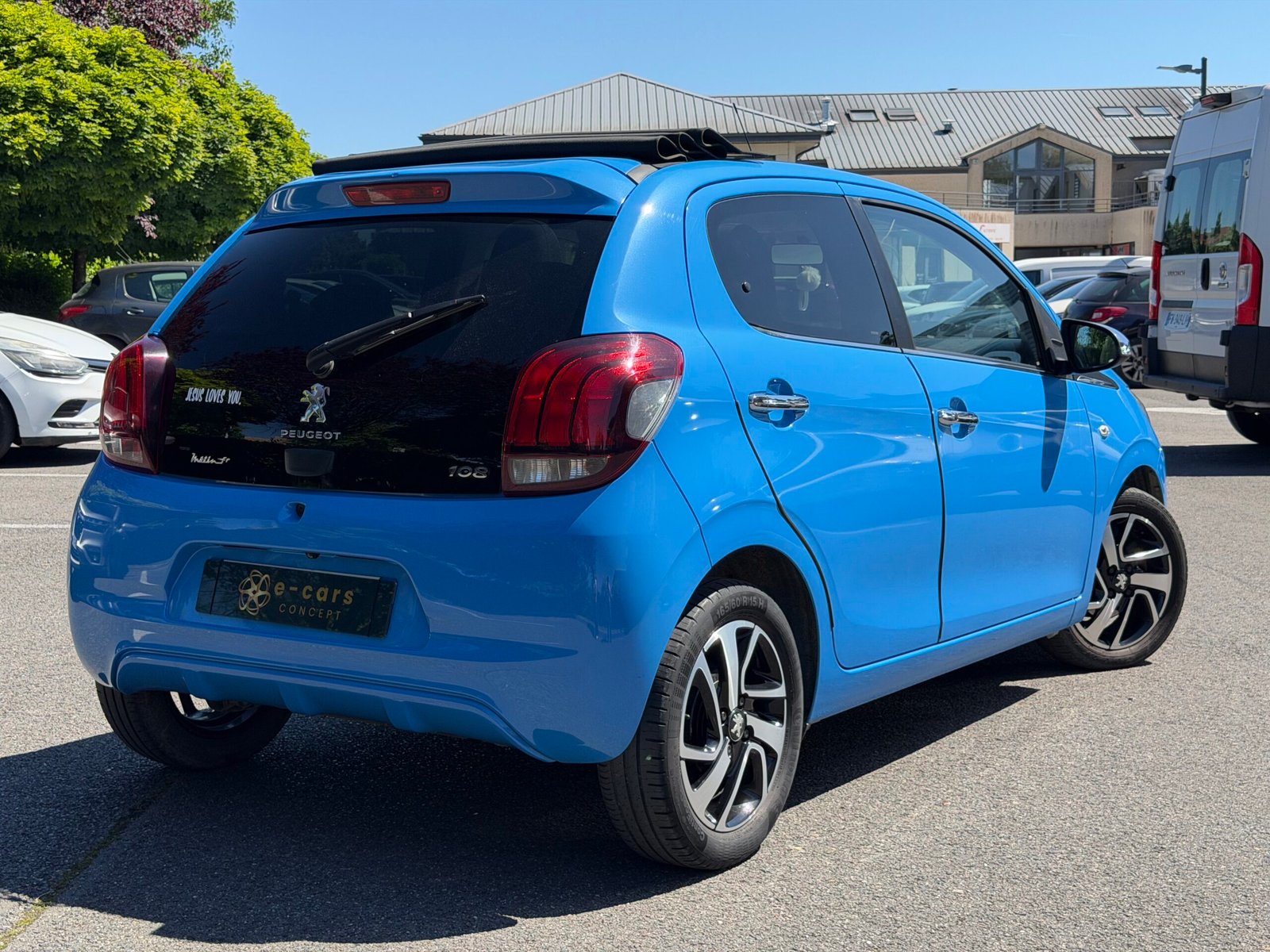 PEUGEOT 108 – 5 Portes TOP 1.2 VTi 12V 82 cv Allure Top