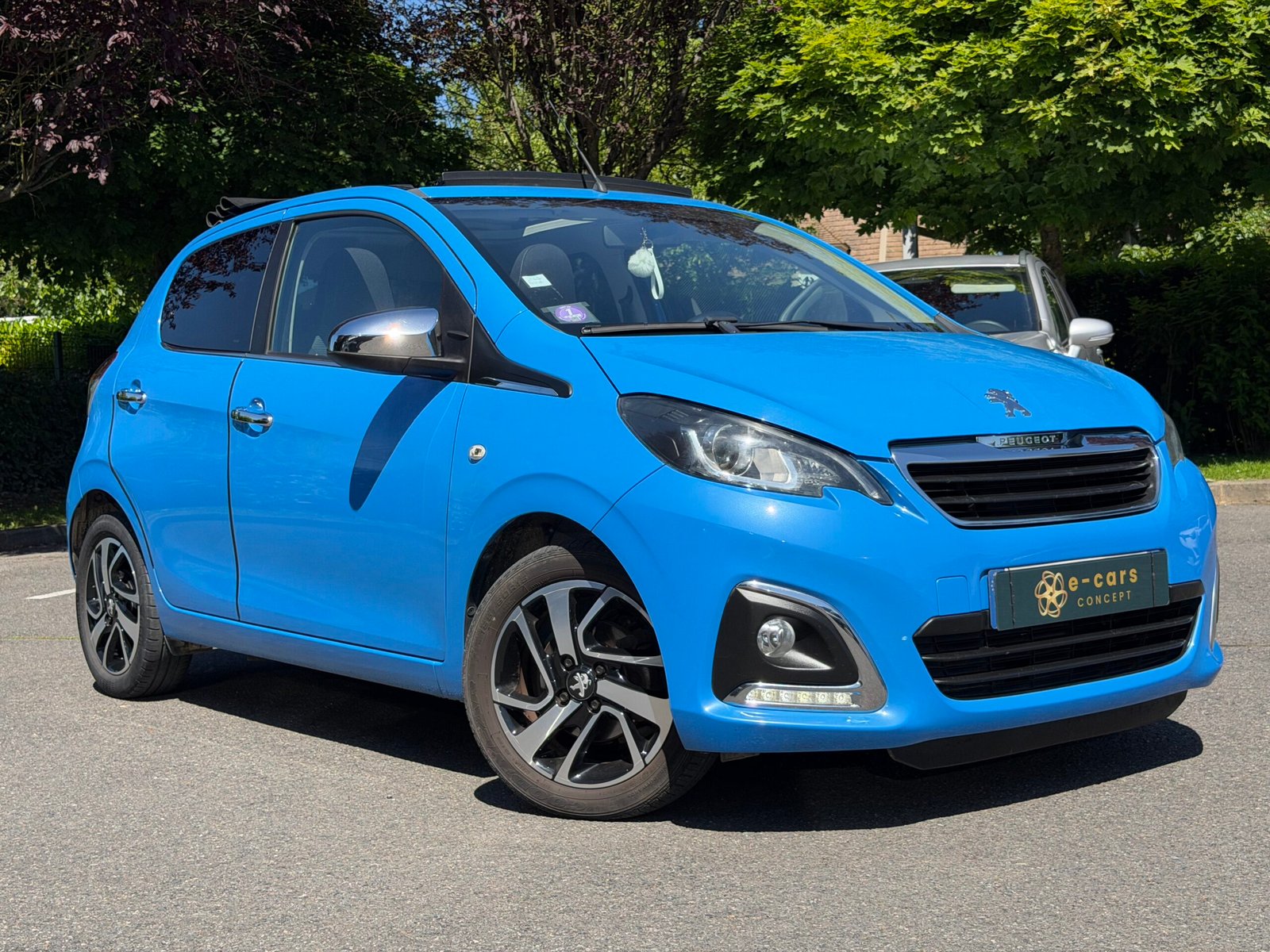 PEUGEOT 108 – 5 Portes TOP 1.2 VTi 12V 82 cv Allure Top
