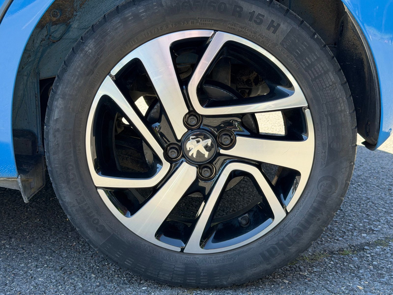 PEUGEOT 108 – 5 Portes TOP 1.2 VTi 12V 82 cv Allure Top
