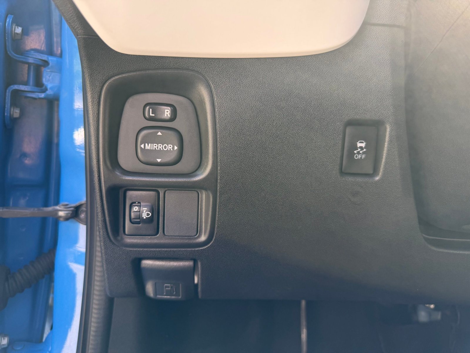 PEUGEOT 108 – 5 Portes TOP 1.2 VTi 12V 82 cv Allure Top