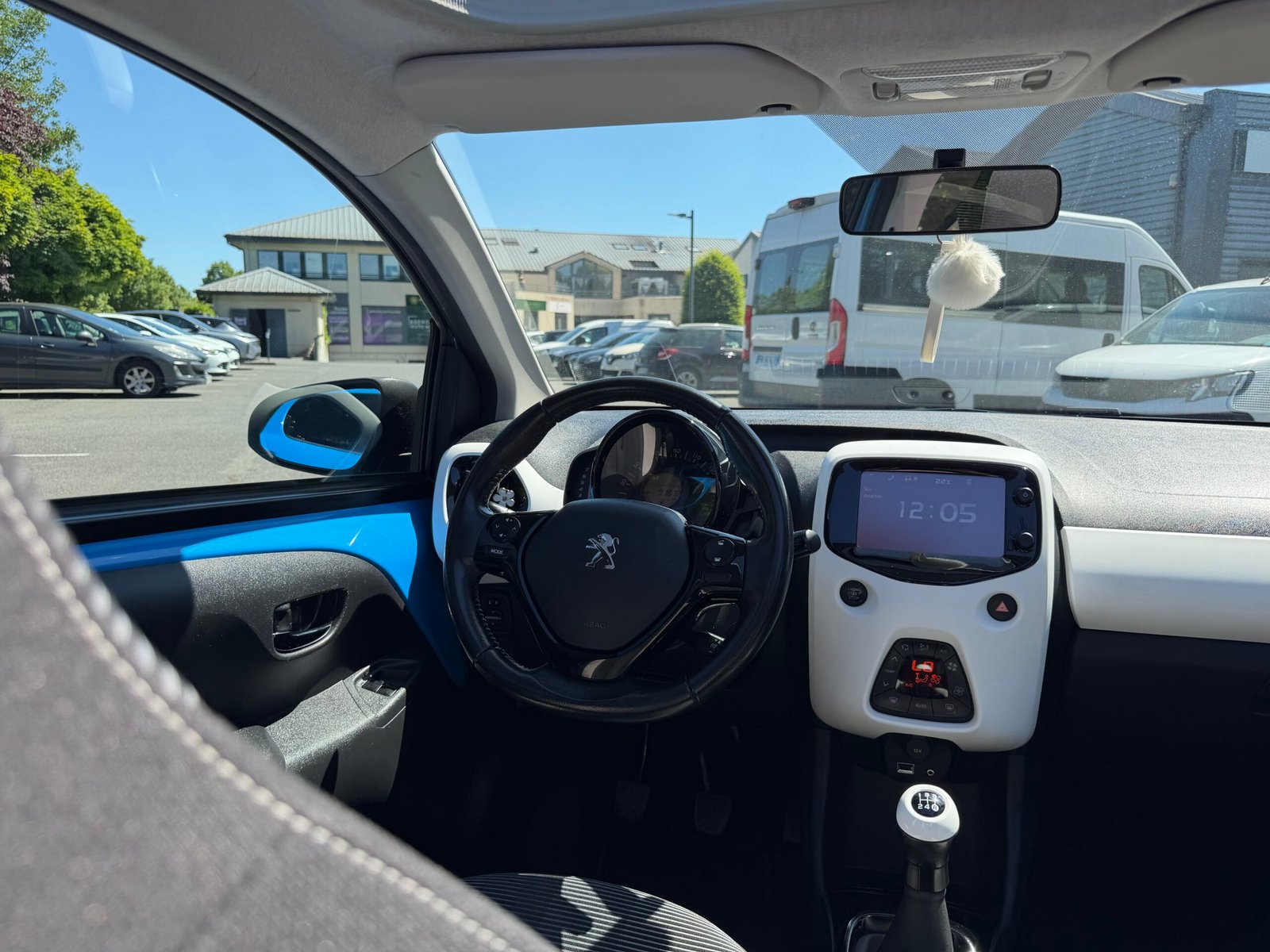 PEUGEOT 108 – 5 Portes TOP 1.2 VTi 12V 82 cv Allure Top