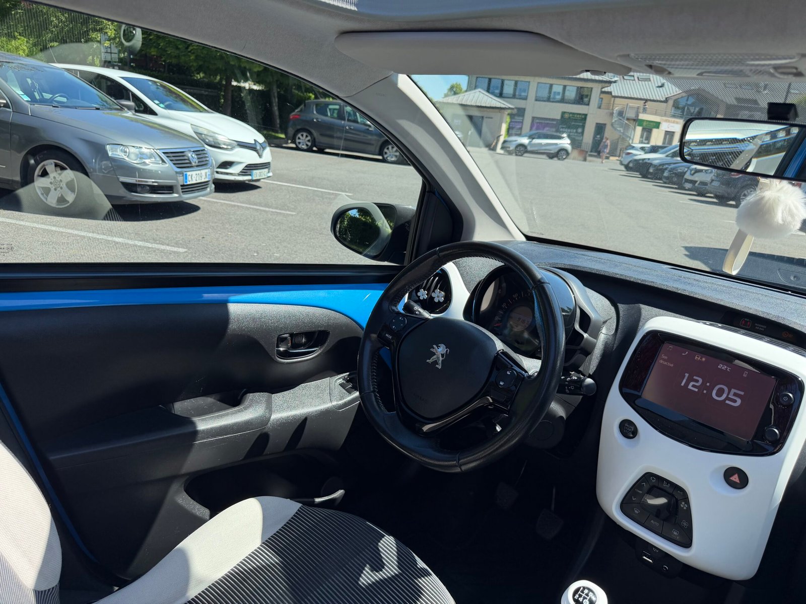 PEUGEOT 108 – 5 Portes TOP 1.2 VTi 12V 82 cv Allure Top