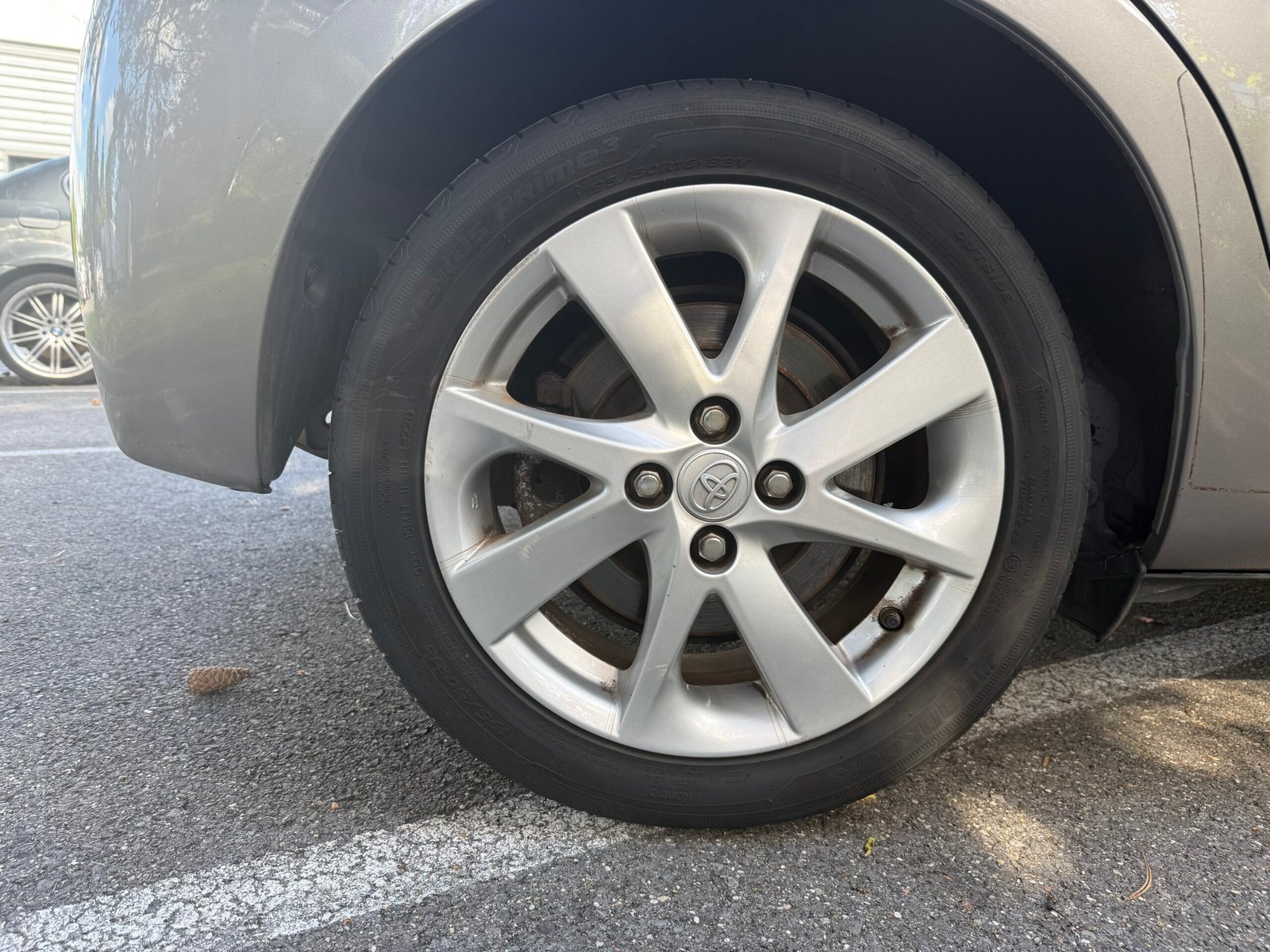 TOYOTA Yaris 3 Phase 2 1.5 VVTi 16V HSD Hybrid 100h E-CVT 75 cv Boîte auto Dynamic
