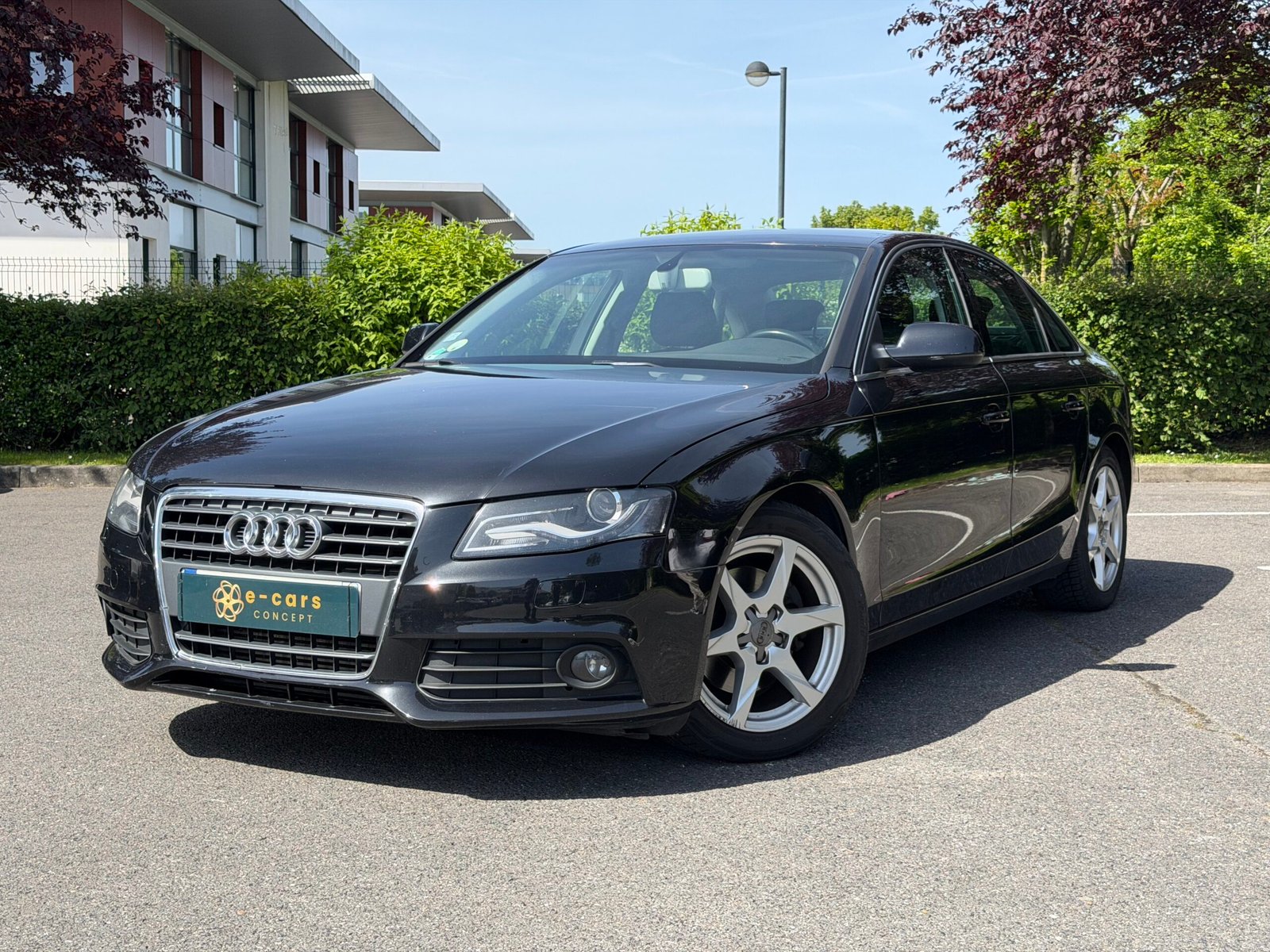 AUDI A4 – 2.0 TDi 16V FAP 143 cv Ambiente