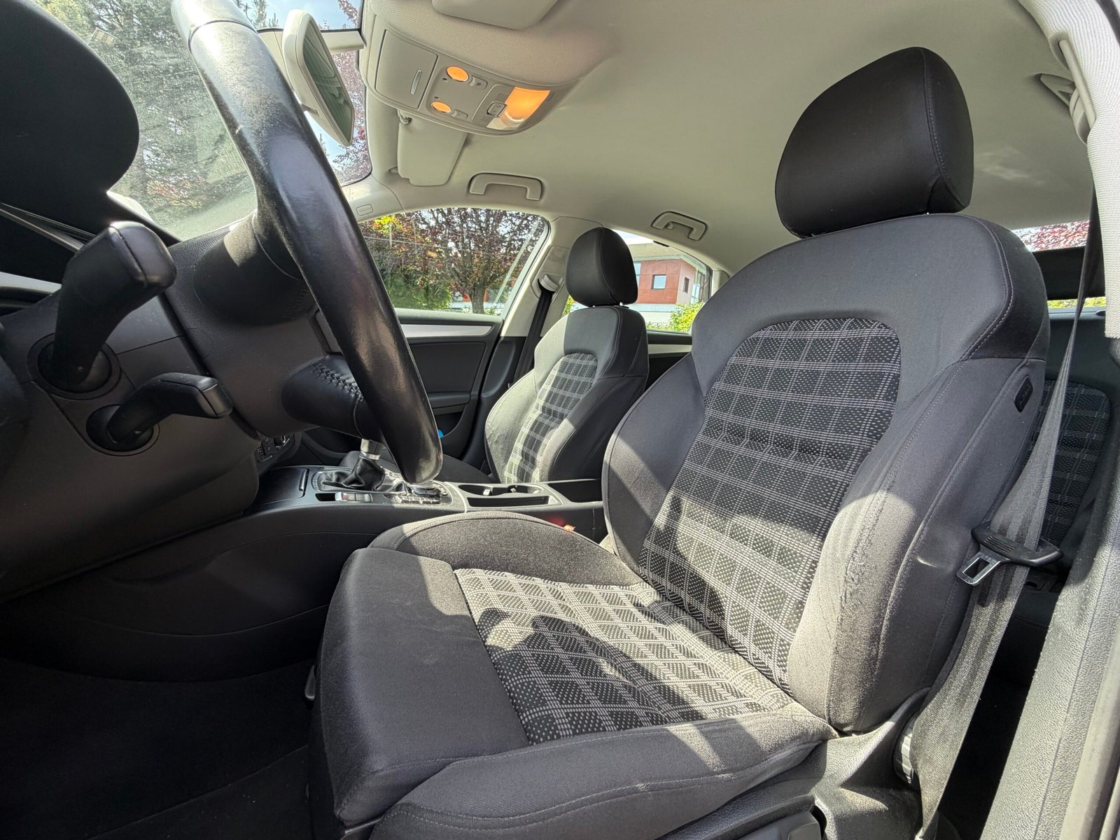 AUDI A4 – 2.0 TDi 16V FAP 143 cv Ambiente