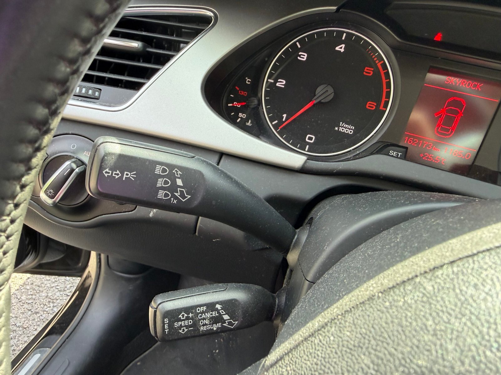 AUDI A4 – 2.0 TDi 16V FAP 143 cv Ambiente