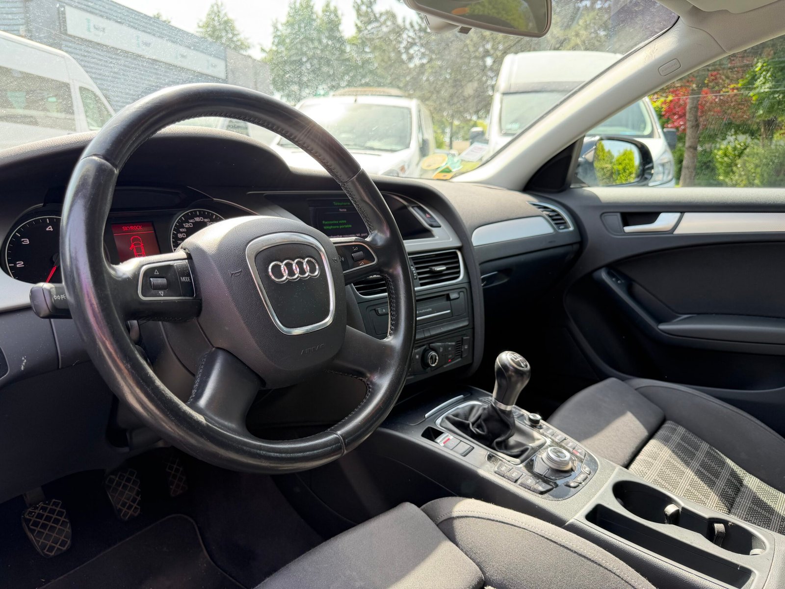 AUDI A4 – 2.0 TDi 16V FAP 143 cv Ambiente