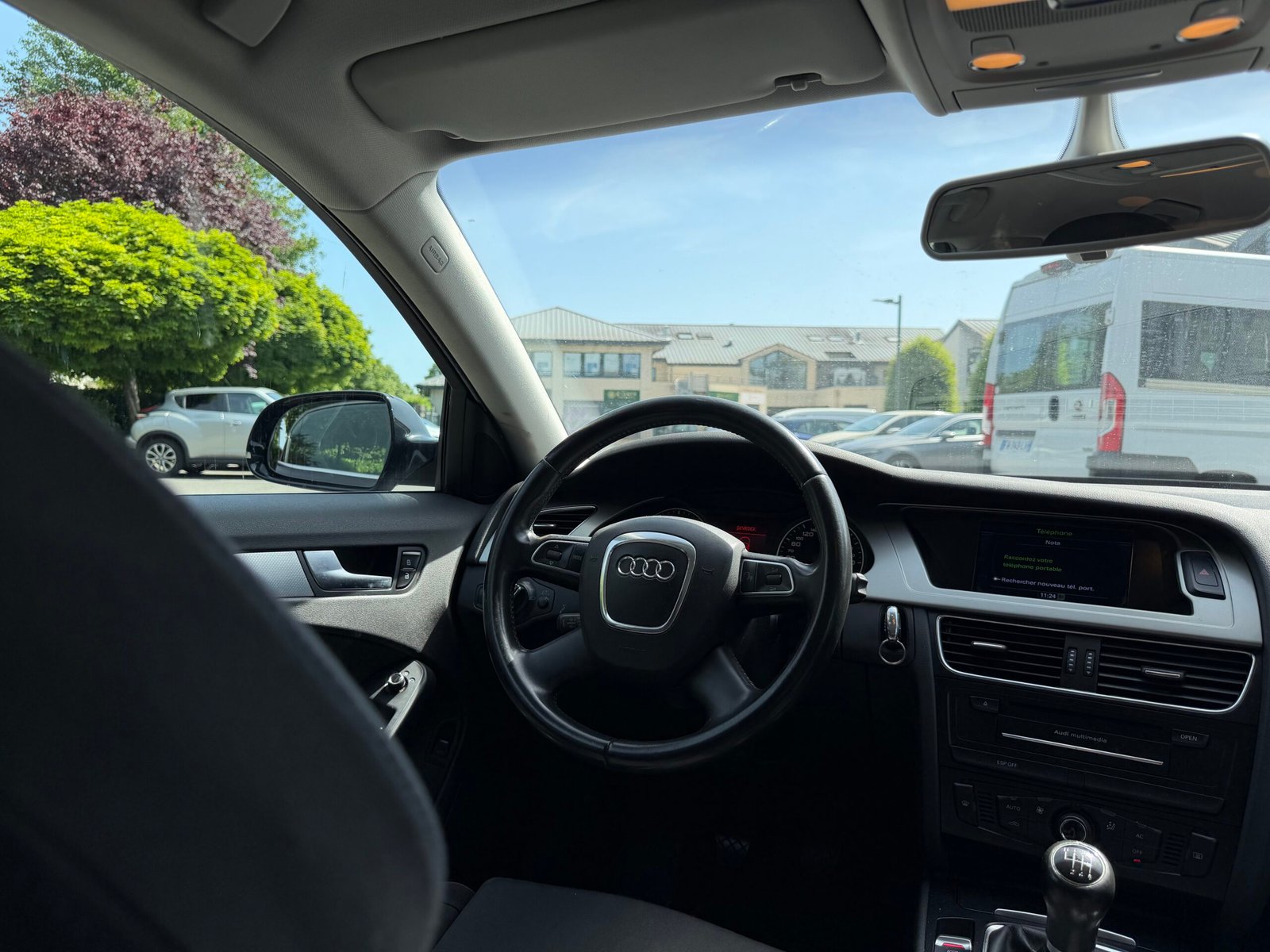AUDI A4 – 2.0 TDi 16V FAP 143 cv Ambiente