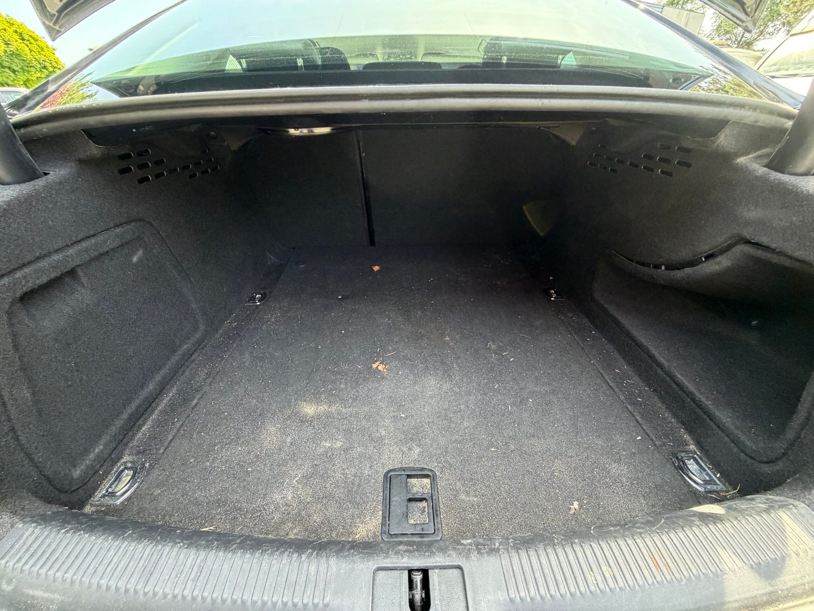 AUDI A4 – 2.0 TDi 16V FAP 143 cv Ambiente