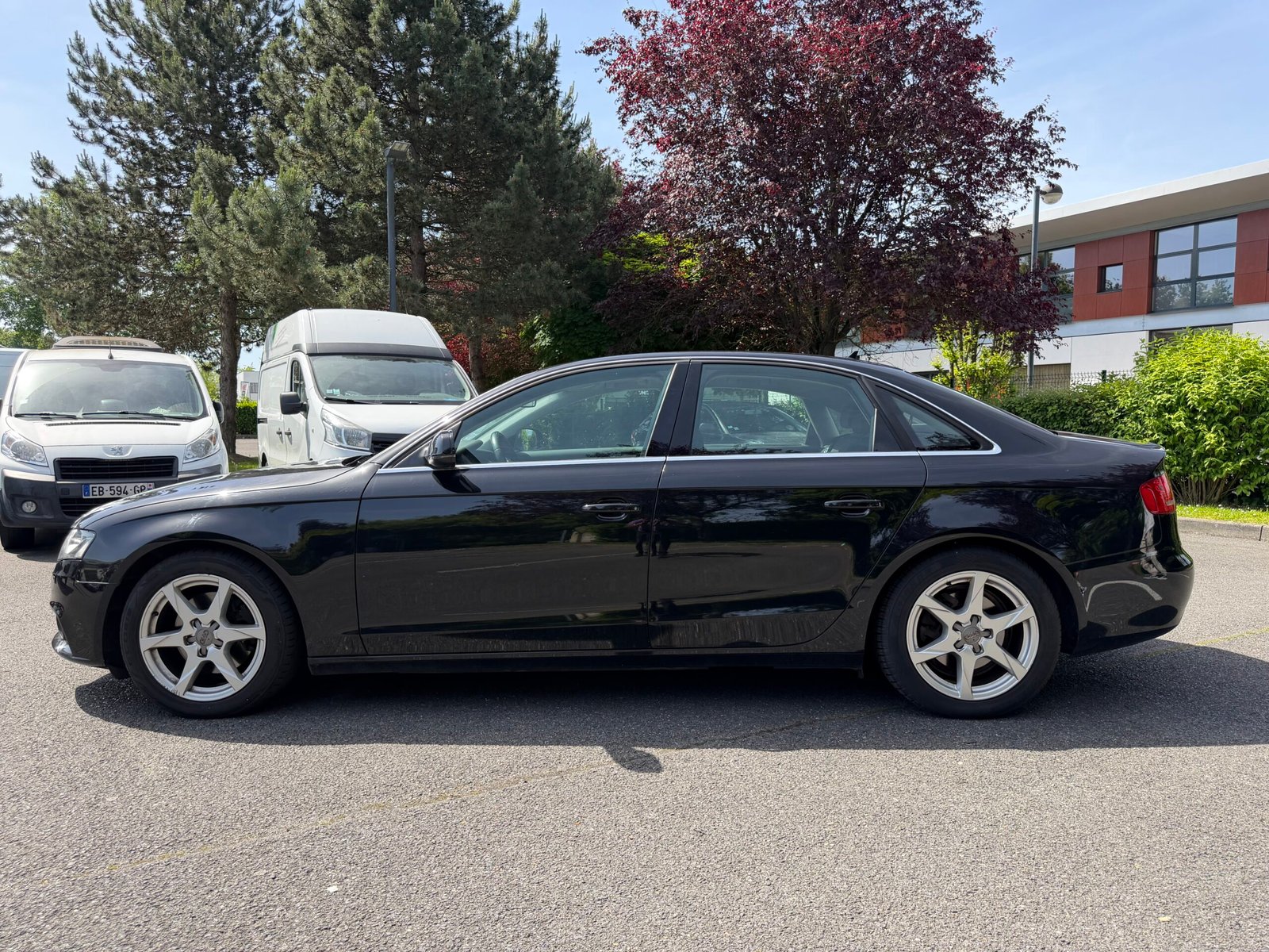 AUDI A4 – 2.0 TDi 16V FAP 143 cv Ambiente