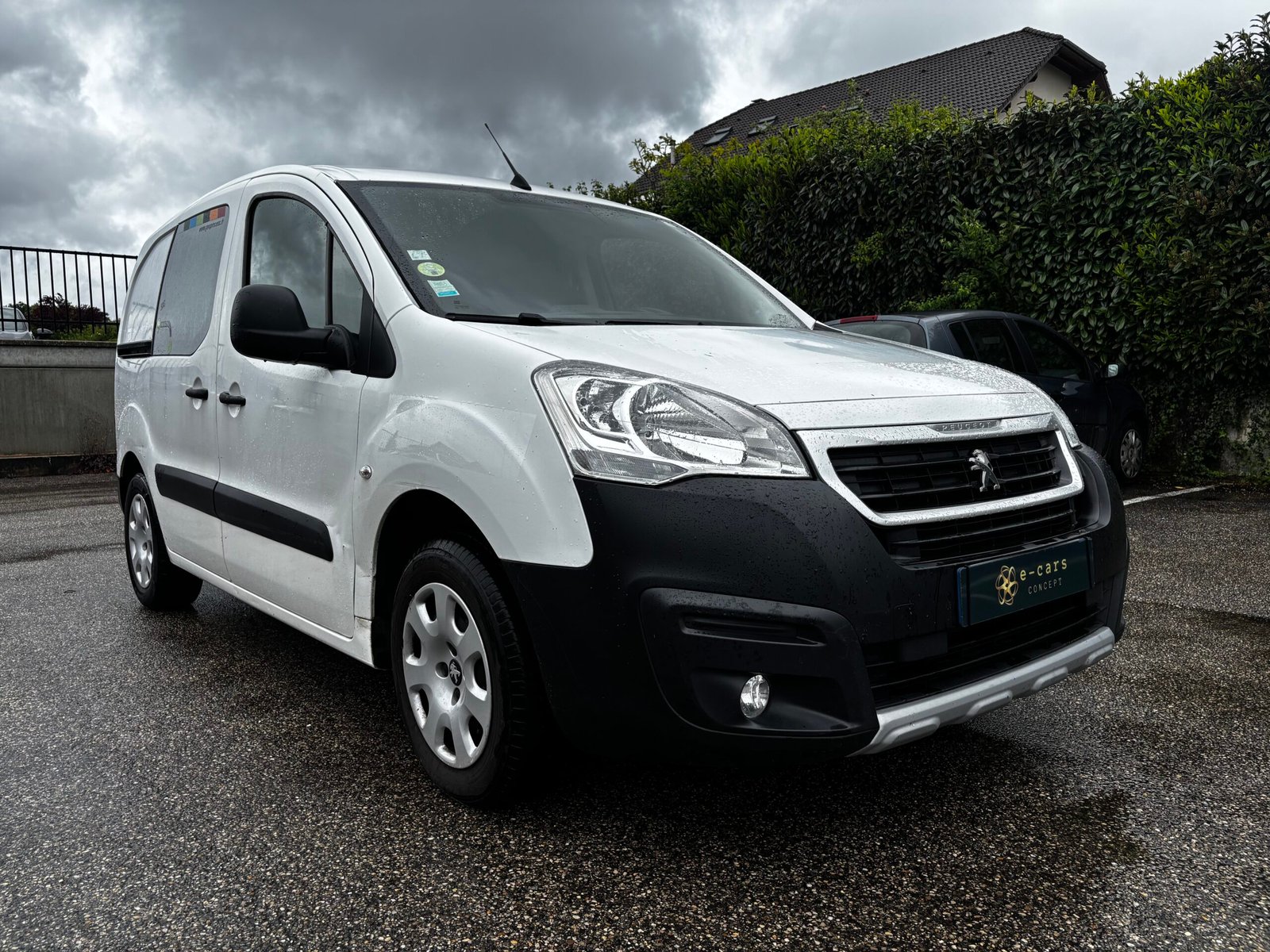 PEUGEOT Partner (B9) Utilitaire Phase 2 L1 1.6 Blue HDi FAP Fourgon 100cv