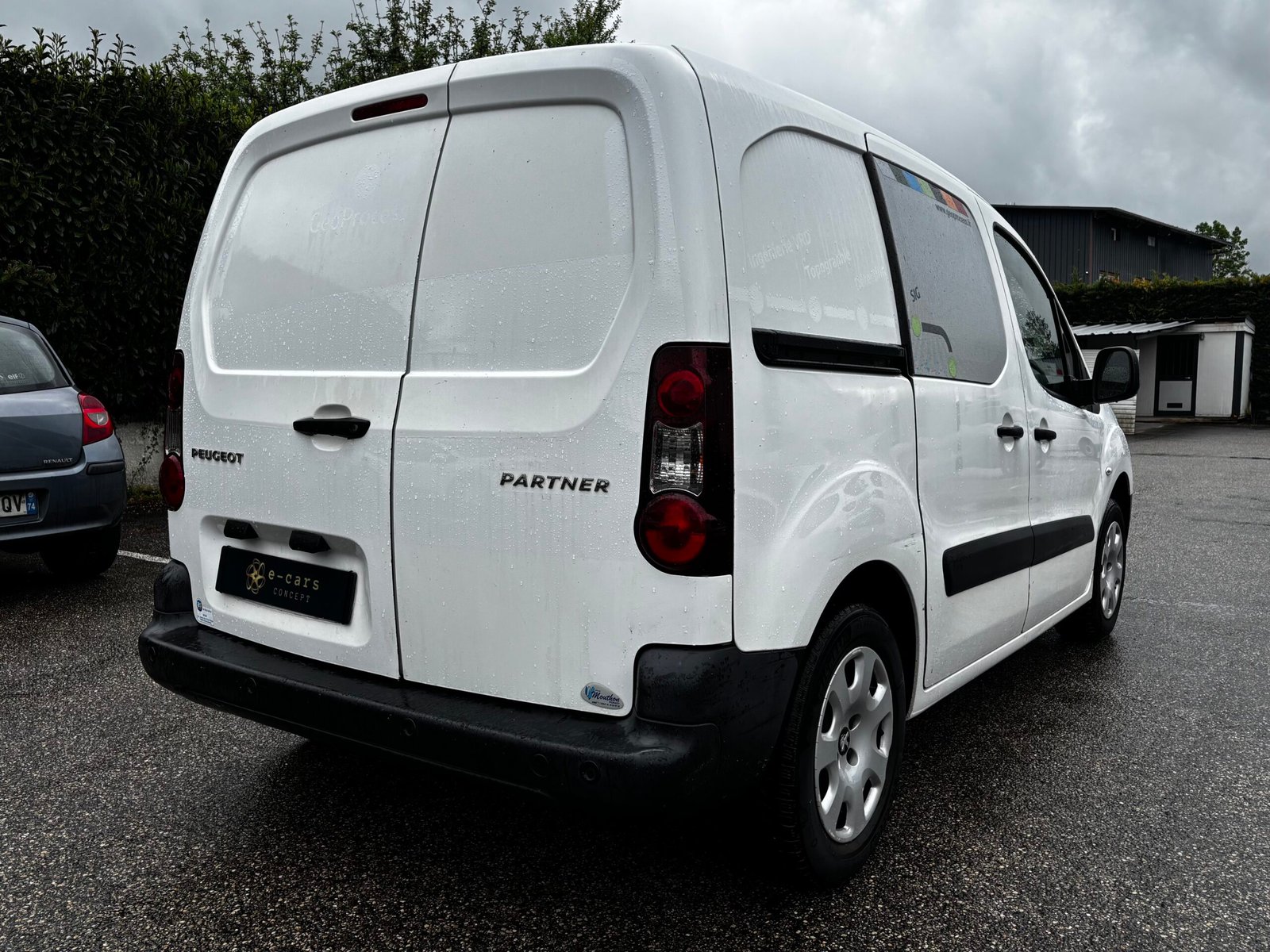 PEUGEOT Partner (B9) Utilitaire Phase 2 L1 1.6 Blue HDi FAP Fourgon 100cv