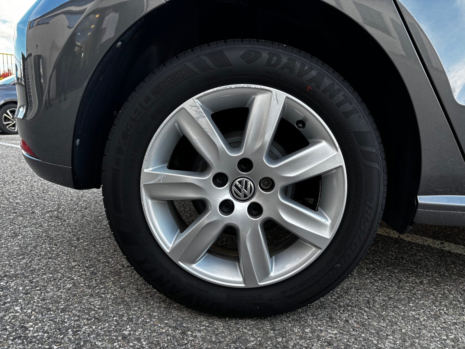 VOLKSWAGEN Polo – V 5 portes Phase 2 1.0 i 12V 60 cv