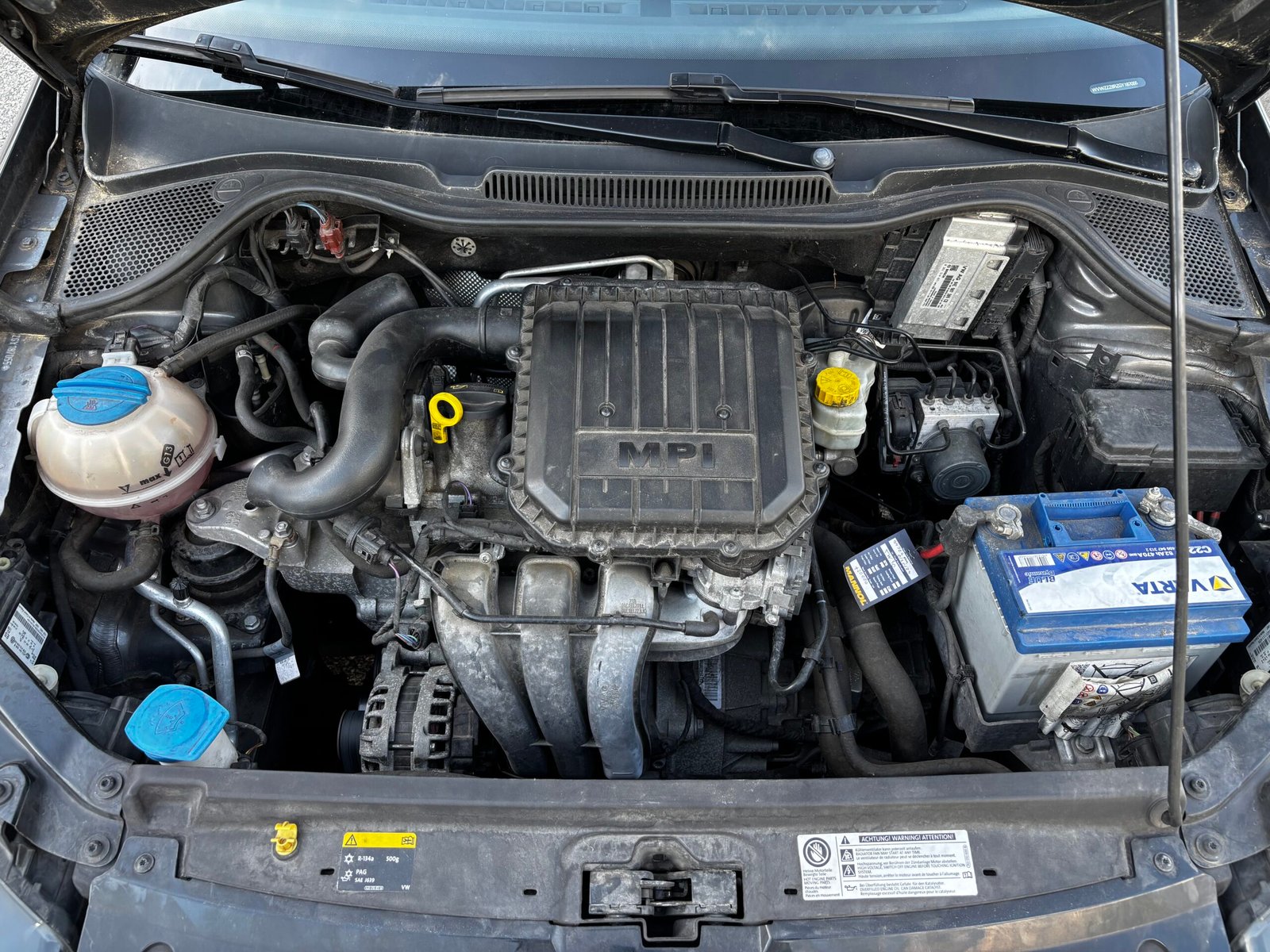 VOLKSWAGEN Polo – V 5 portes Phase 2 1.0 i 12V 60 cv