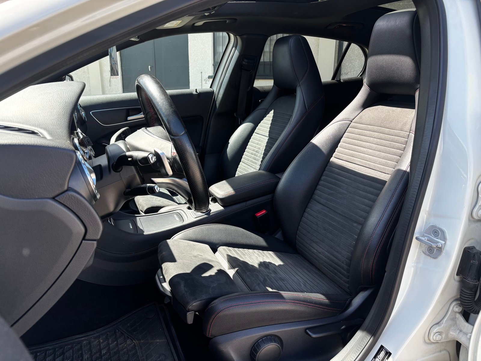 MERCEDES-BENZ Classe GLA 220 Fascination 2.1 CDi 16V 4MATIC 7G-DCT 177 cv Boîte auto