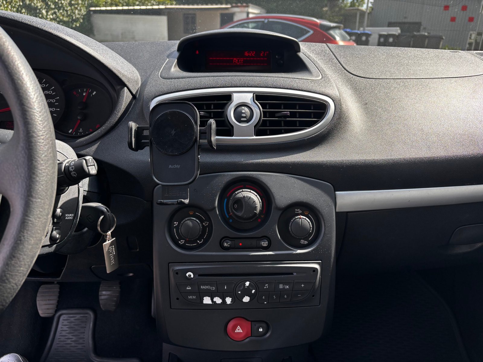 RENAULT Clio III 3 Portes societe Air Phase 2 1.5 dCi eco2 75 cv