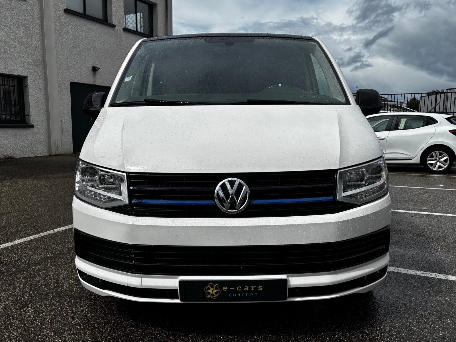 Volkswagen t6 Bulli L1H1 2.0 TDI 204 DSG7 Buisness Line Plus 4P