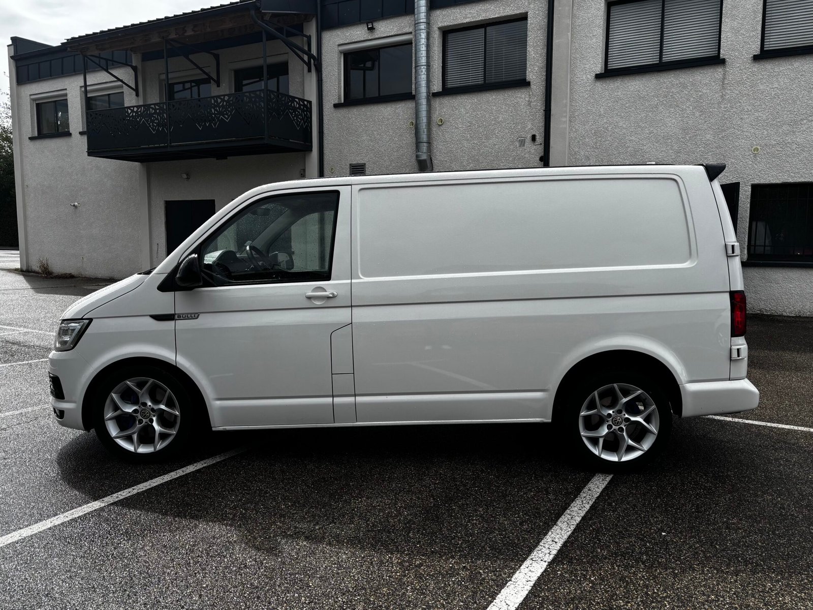 Volkswagen t6 Bulli L1H1 2.0 TDI 204 DSG7 Buisness Line Plus 4P