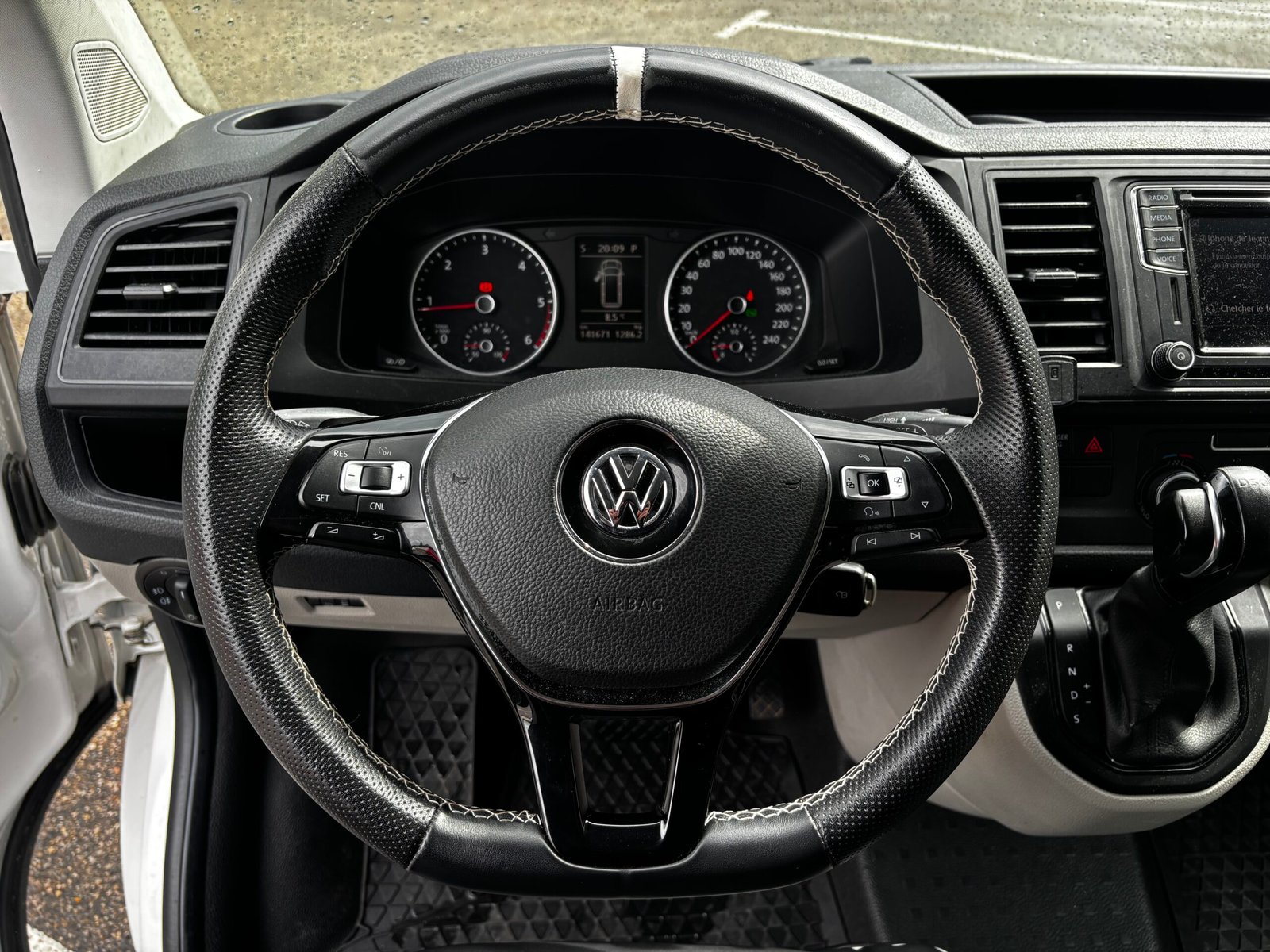 Volkswagen t6 Bulli L1H1 2.0 TDI 204 DSG7 Buisness Line Plus 4P