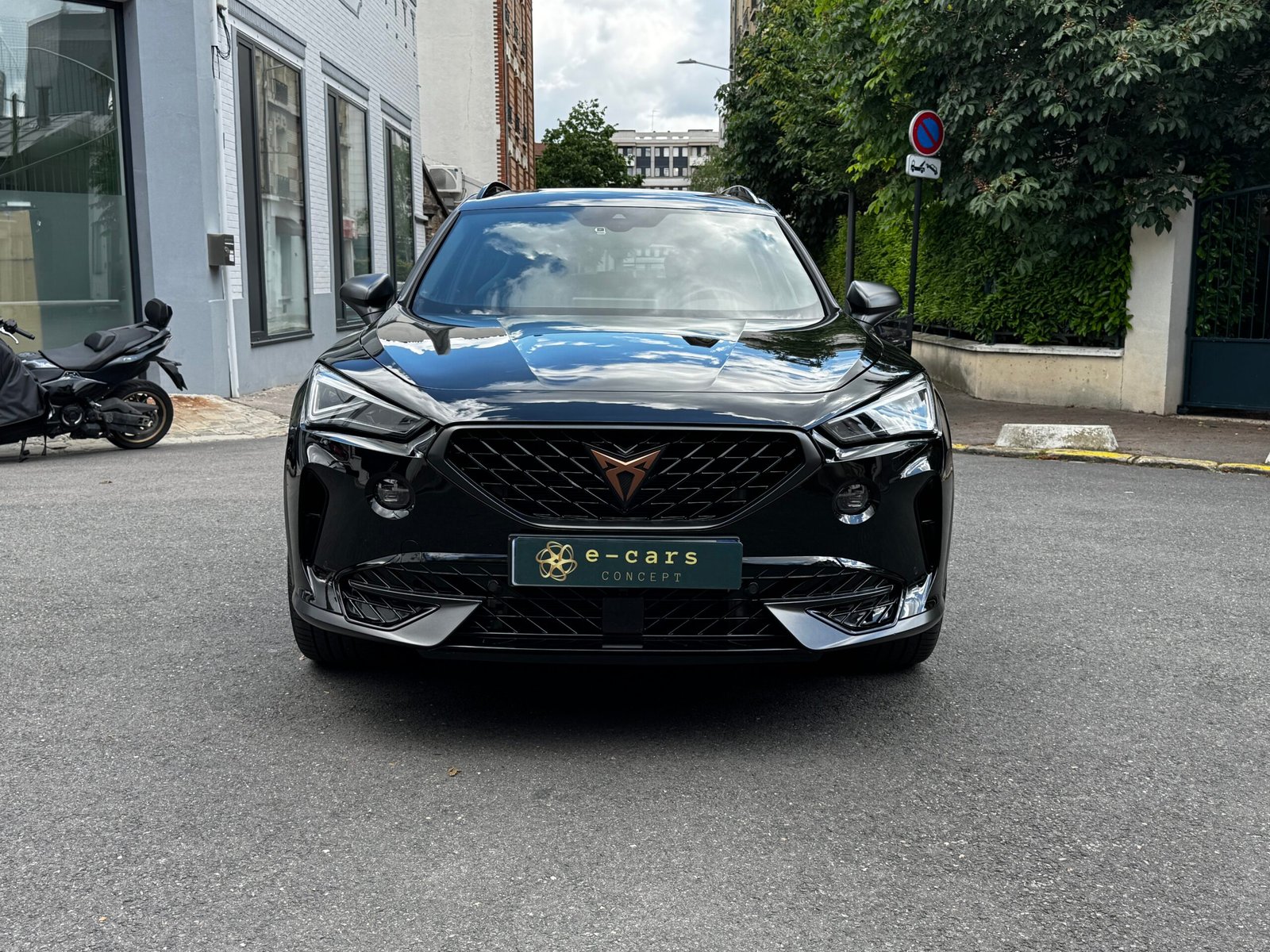 Cupra formentor VZ tribe édition TSI hybrid