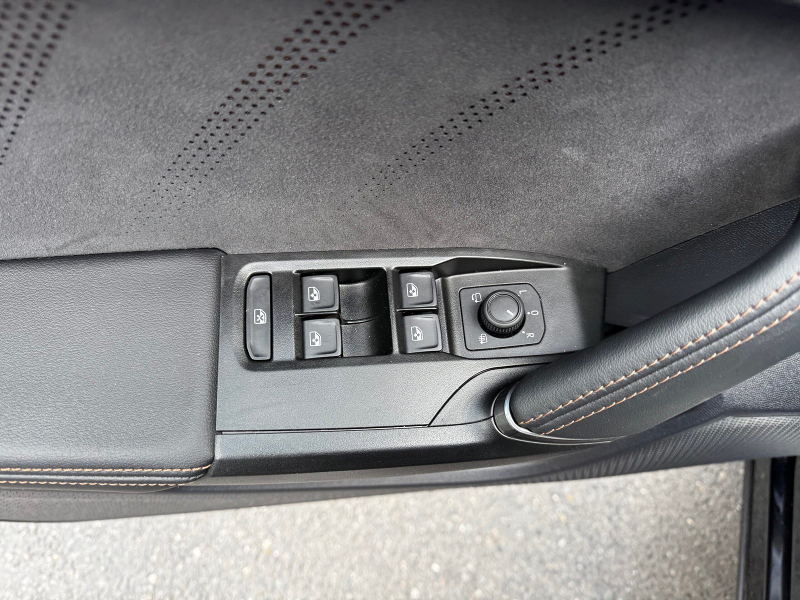 Cupra formentor VZ tribe édition TSI hybrid