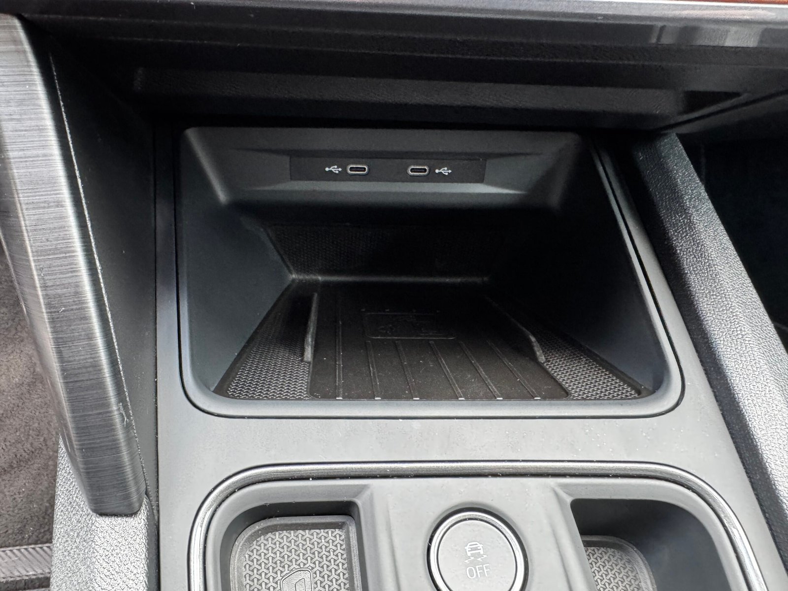 Cupra formentor VZ tribe édition TSI hybrid