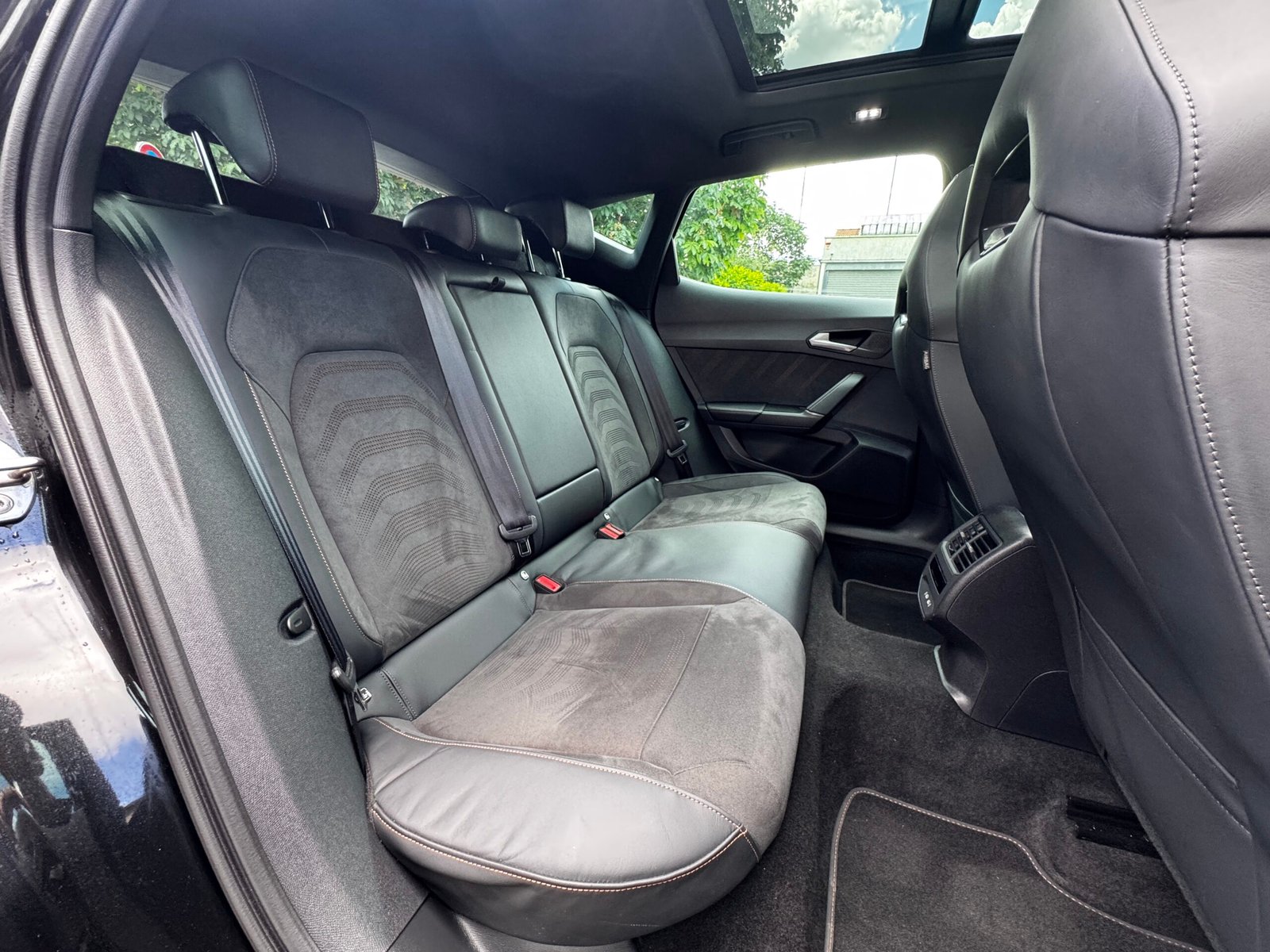 Cupra formentor VZ tribe édition TSI hybrid