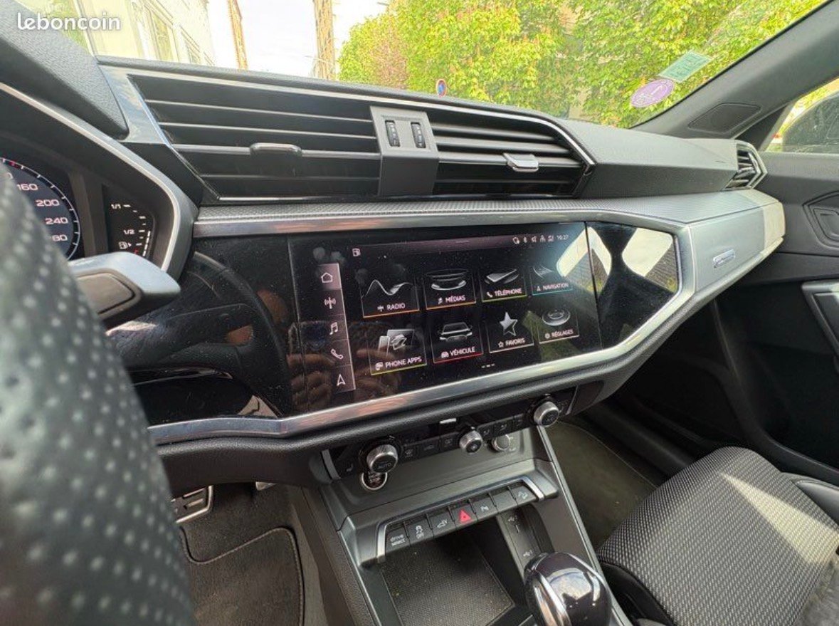 Audi Q3 S LINE 45 TFSI série 2 245 cv boîte auto