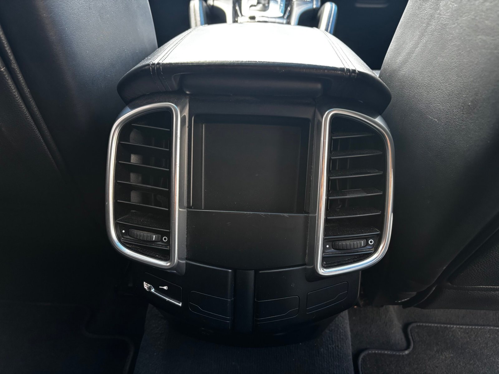 PORSCHE Cayenne Platinium edition 92A 3.0 TDi DPF V6 24V Tiptronic S 245 cv Boîte auto