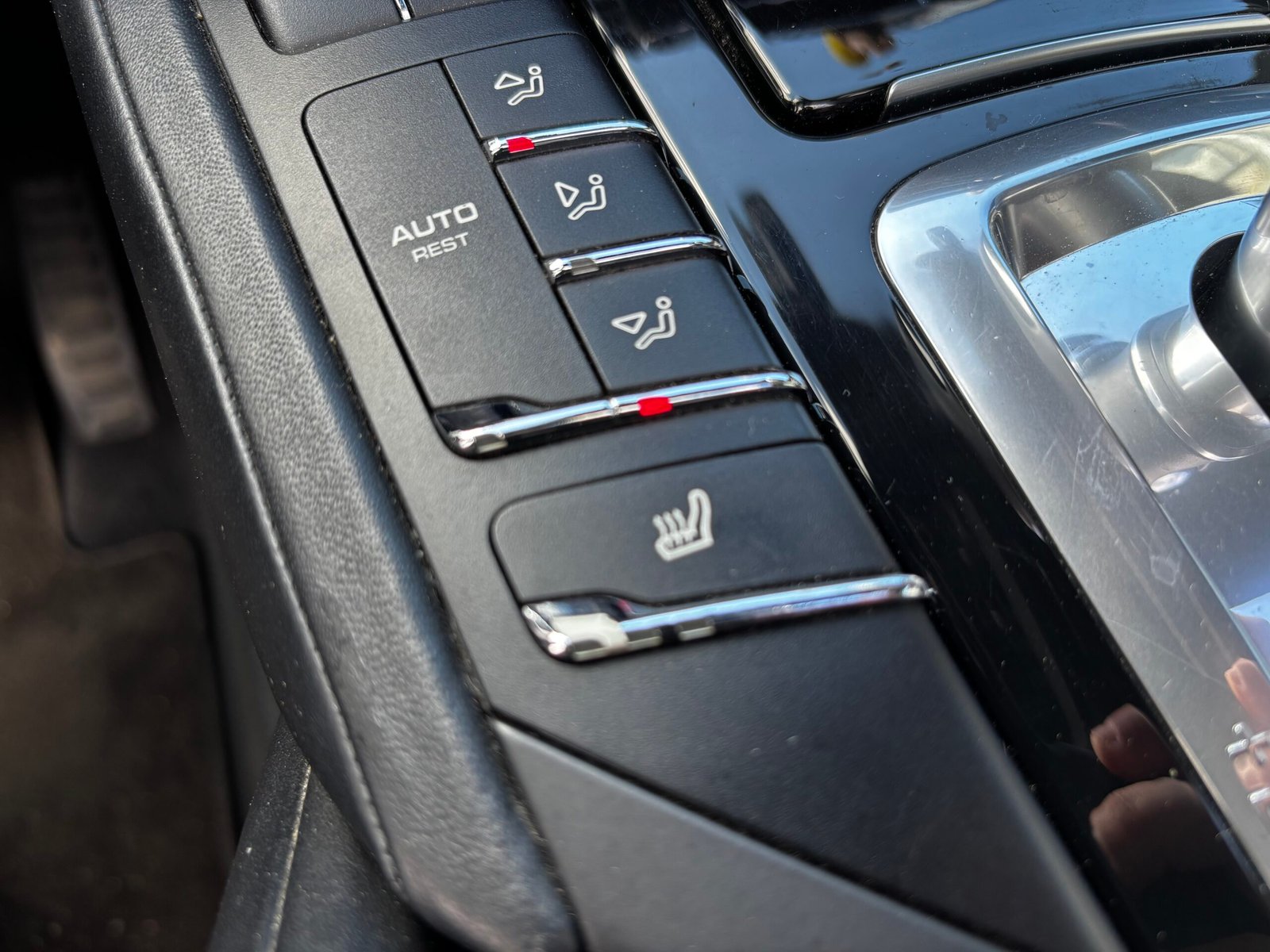 PORSCHE Cayenne Platinium edition 92A 3.0 TDi DPF V6 24V Tiptronic S 245 cv Boîte auto