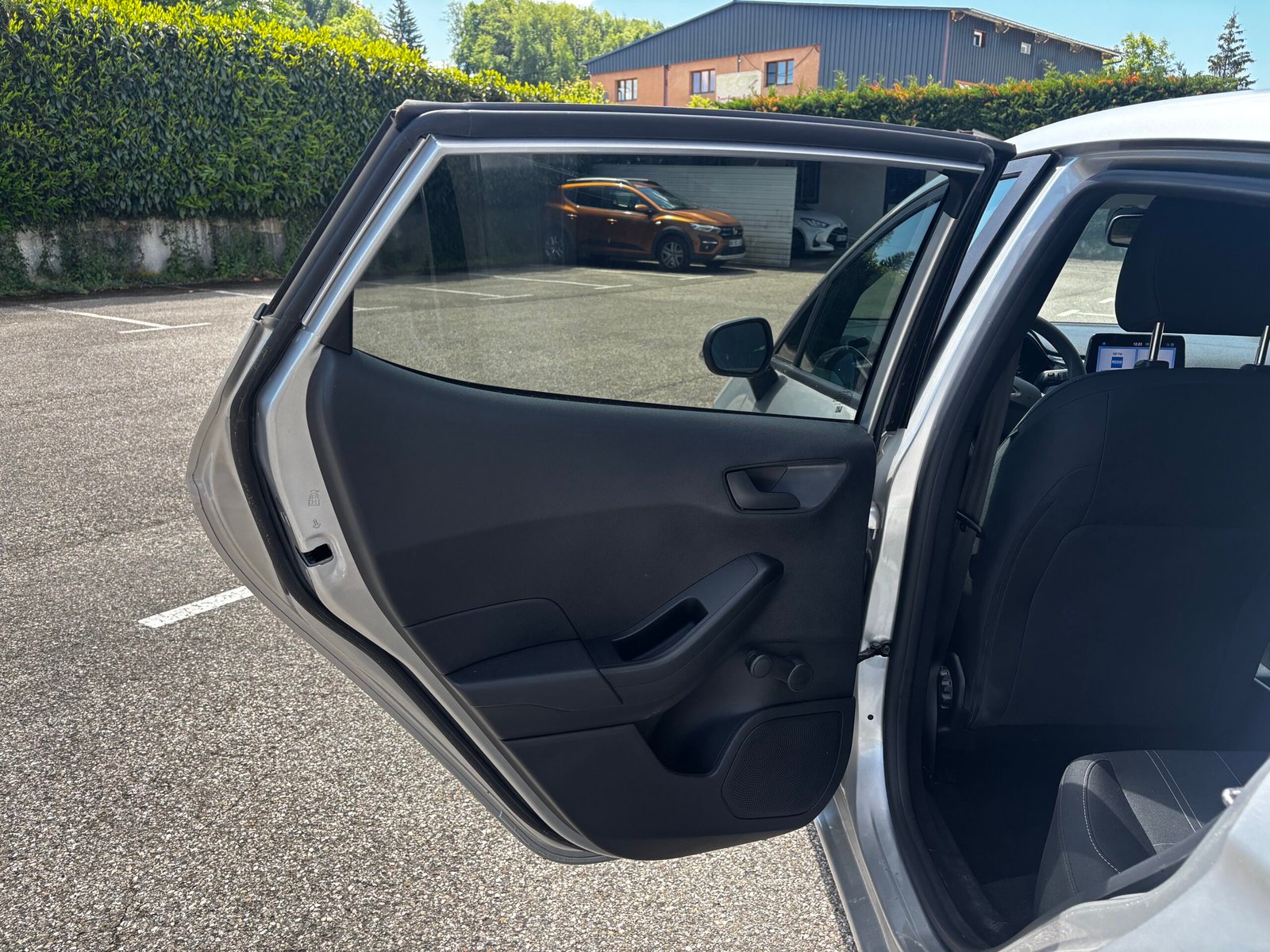 FORD Fiesta 5 portes 1.0 SCTi EcoBoost cool & connect 12V S&S 95 cv