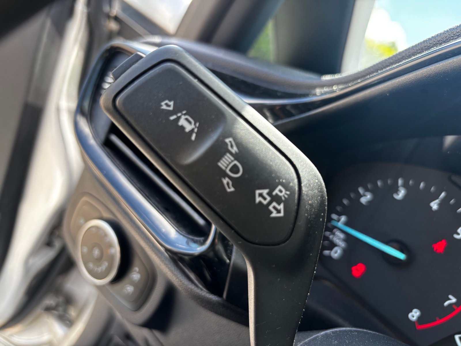 FORD Fiesta 5 portes 1.0 SCTi EcoBoost cool & connect 12V S&S 95 cv