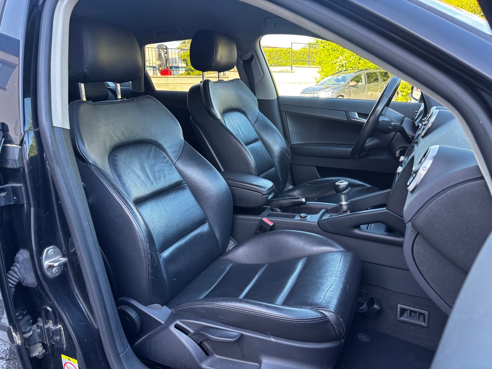 AUDI A3 Phase 2 Sportback S-line 1.6 TDi 16V FAP 105 cv
